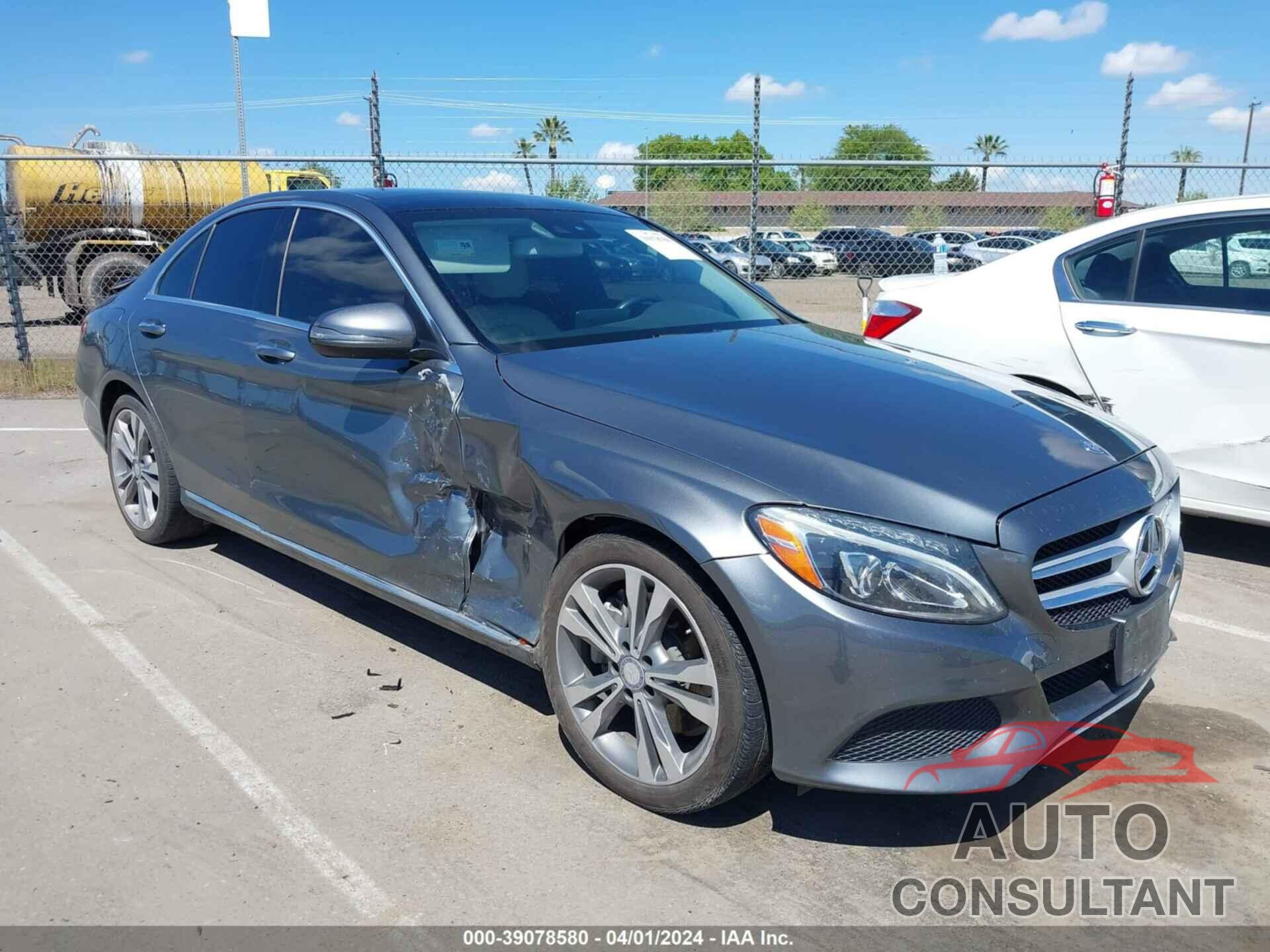 MERCEDES-BENZ C 300 2017 - 55SWF4JB6HU200540