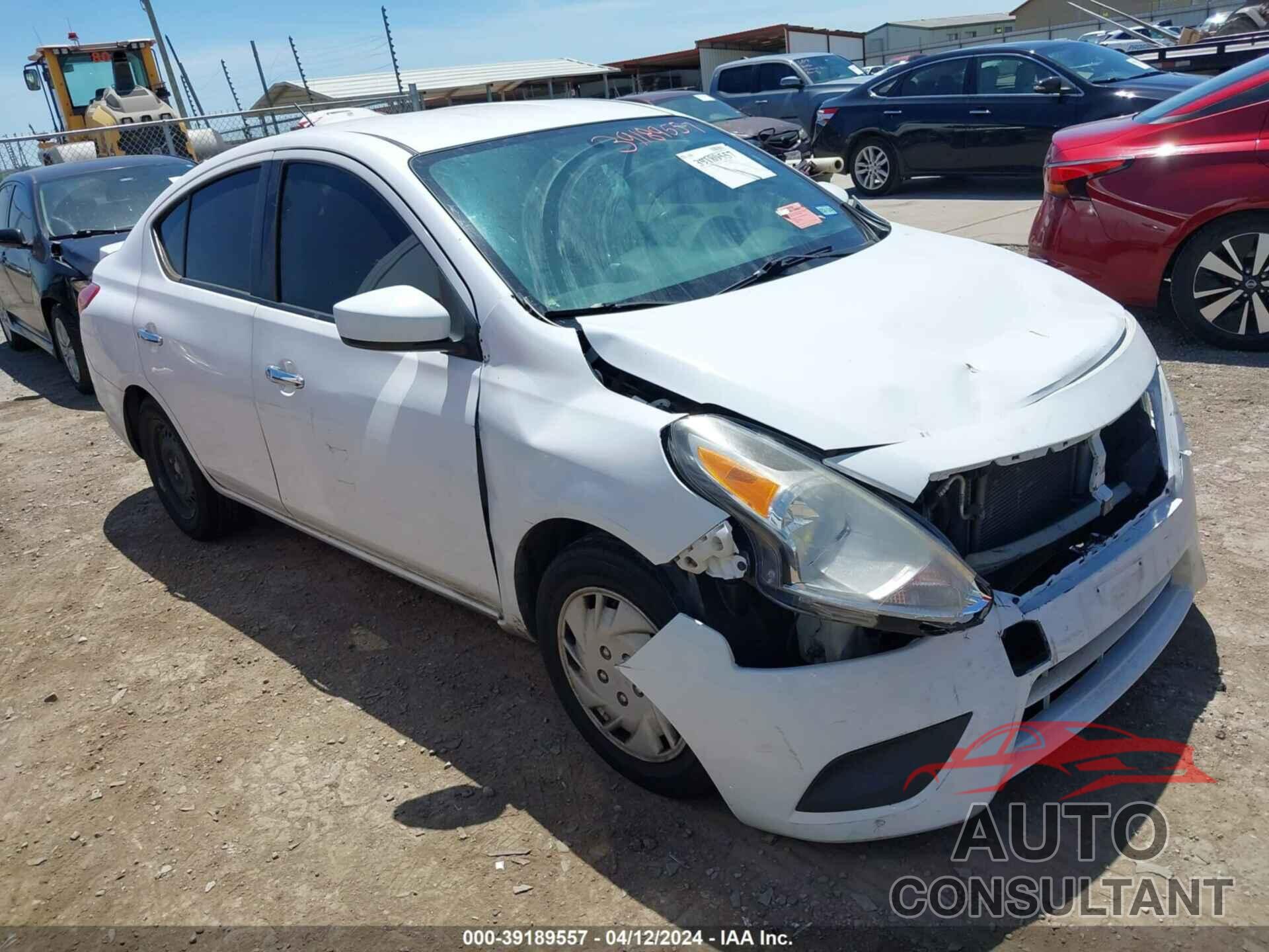 NISSAN VERSA 2019 - 3N1CN7APXKL850553