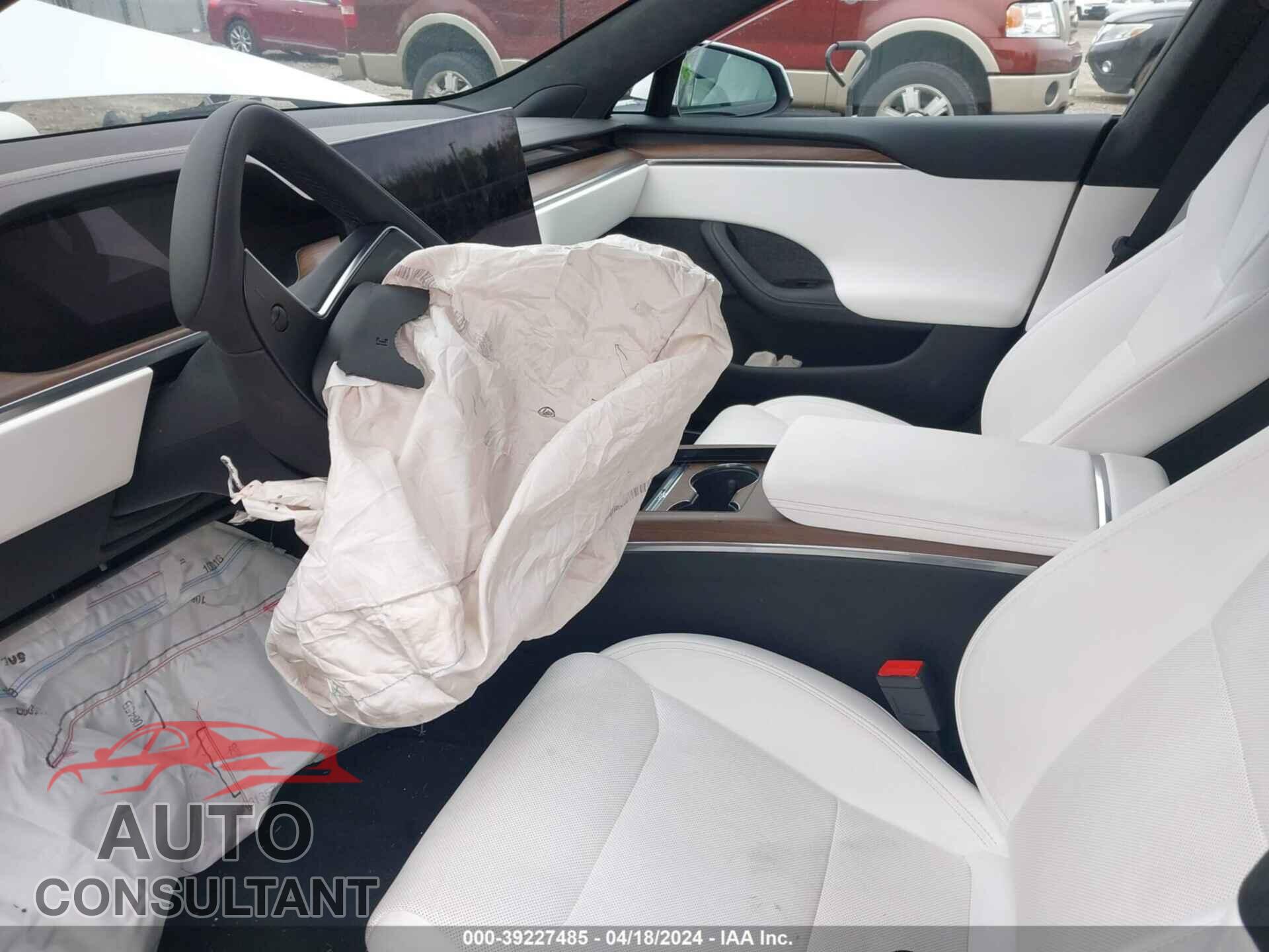TESLA MODEL S 2023 - 5YJSA1E59PF501318