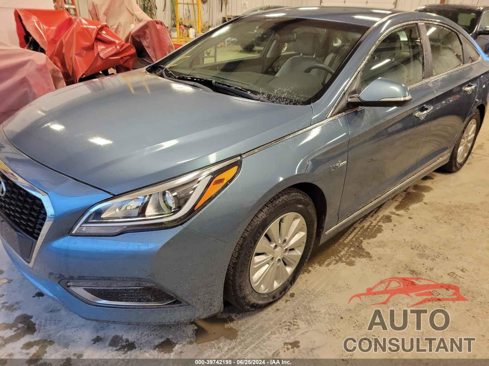 HYUNDAI SONATA HYBRID 2016 - KMHE24L15GA036262