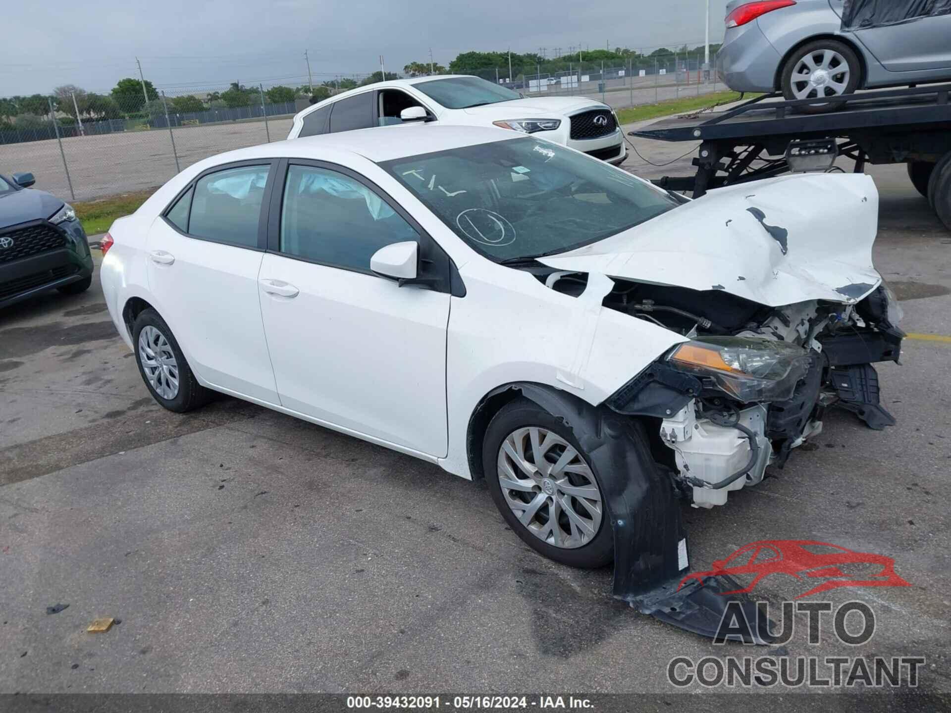 TOYOTA COROLLA 2018 - 2T1BURHE4JC037187