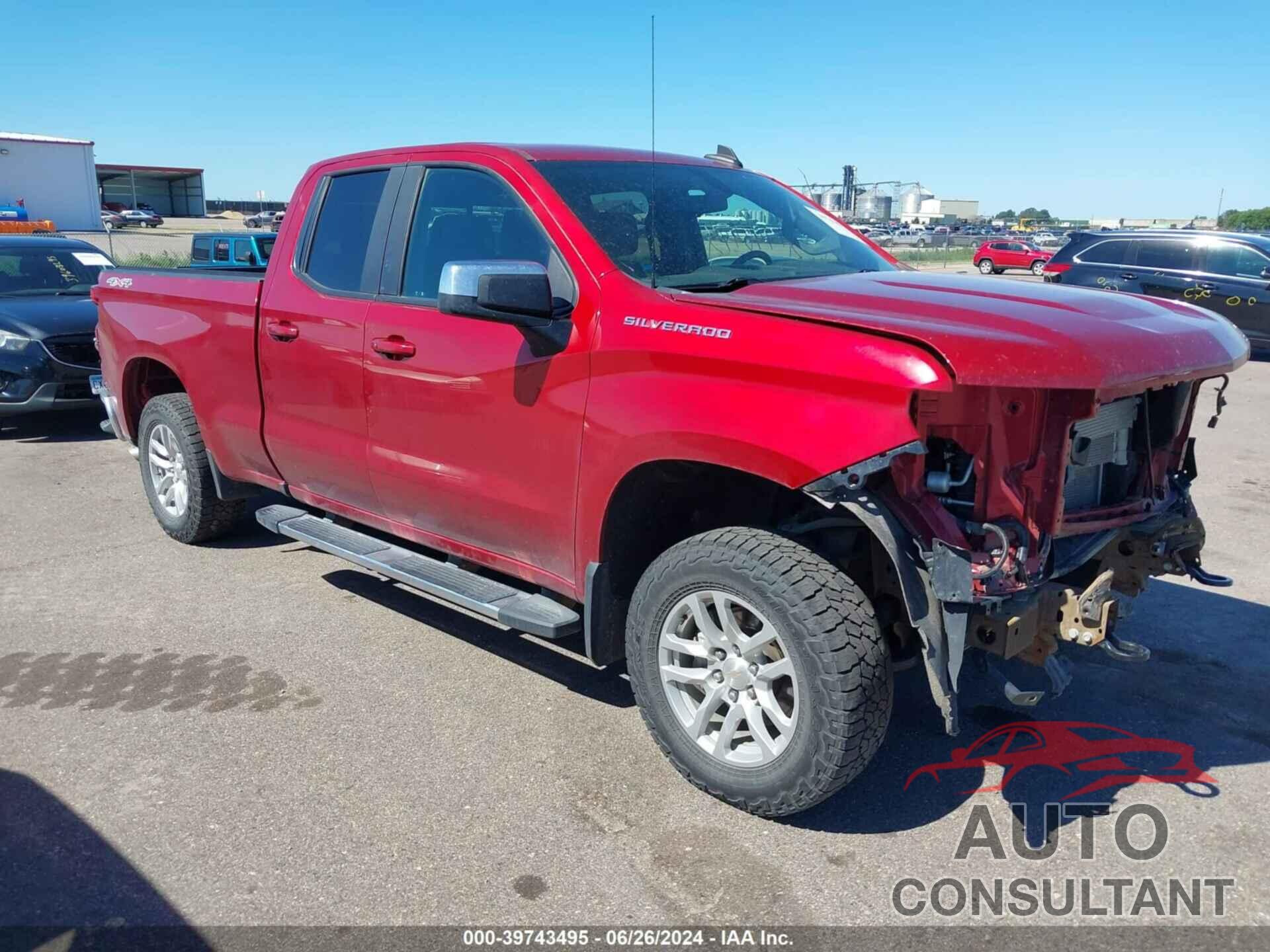CHEVROLET SILVERADO 1500 2021 - 1GCRYDED9MZ252012