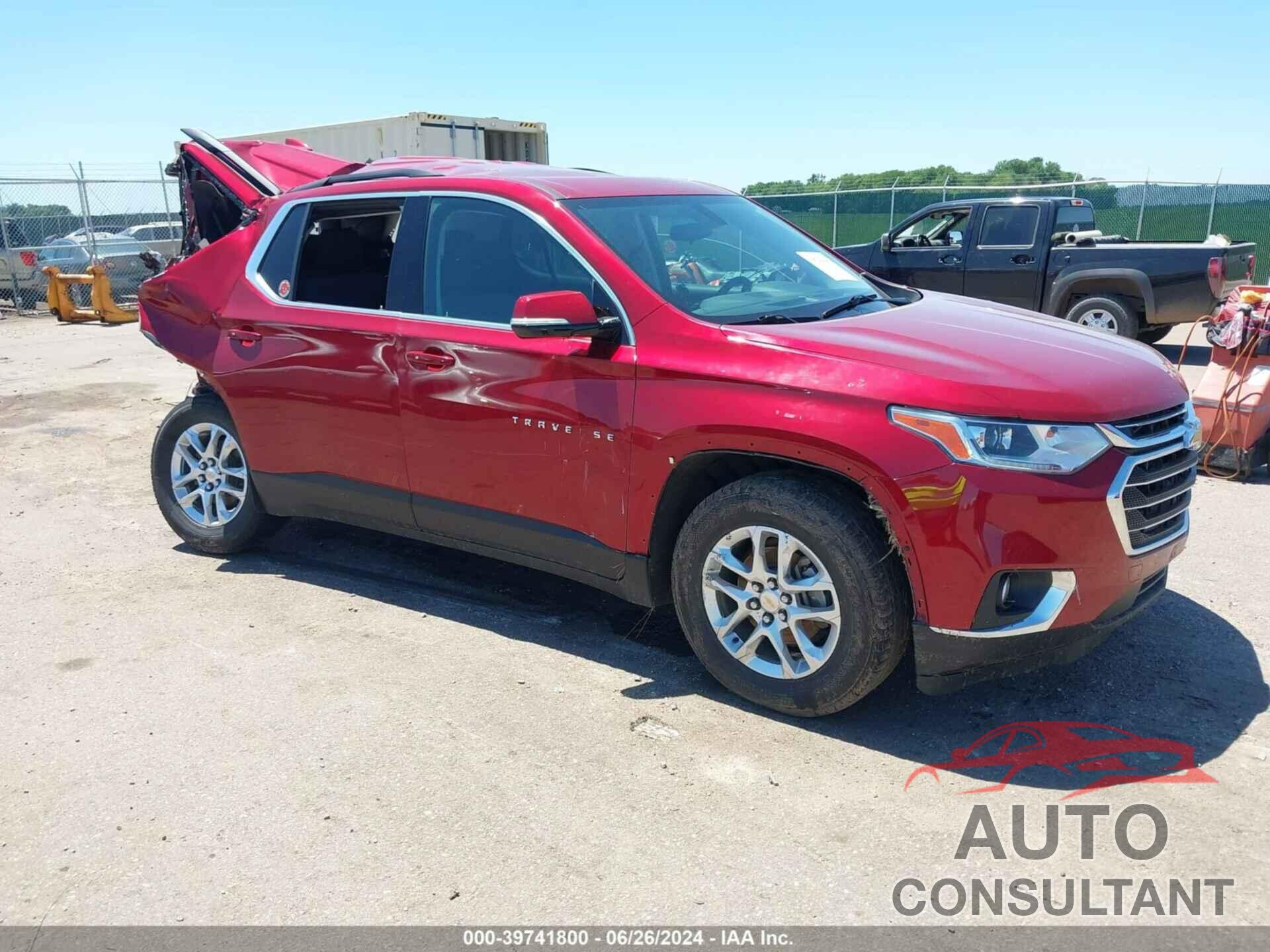 CHEVROLET TRAVERSE 2019 - 1GNEVGKW8KJ121574