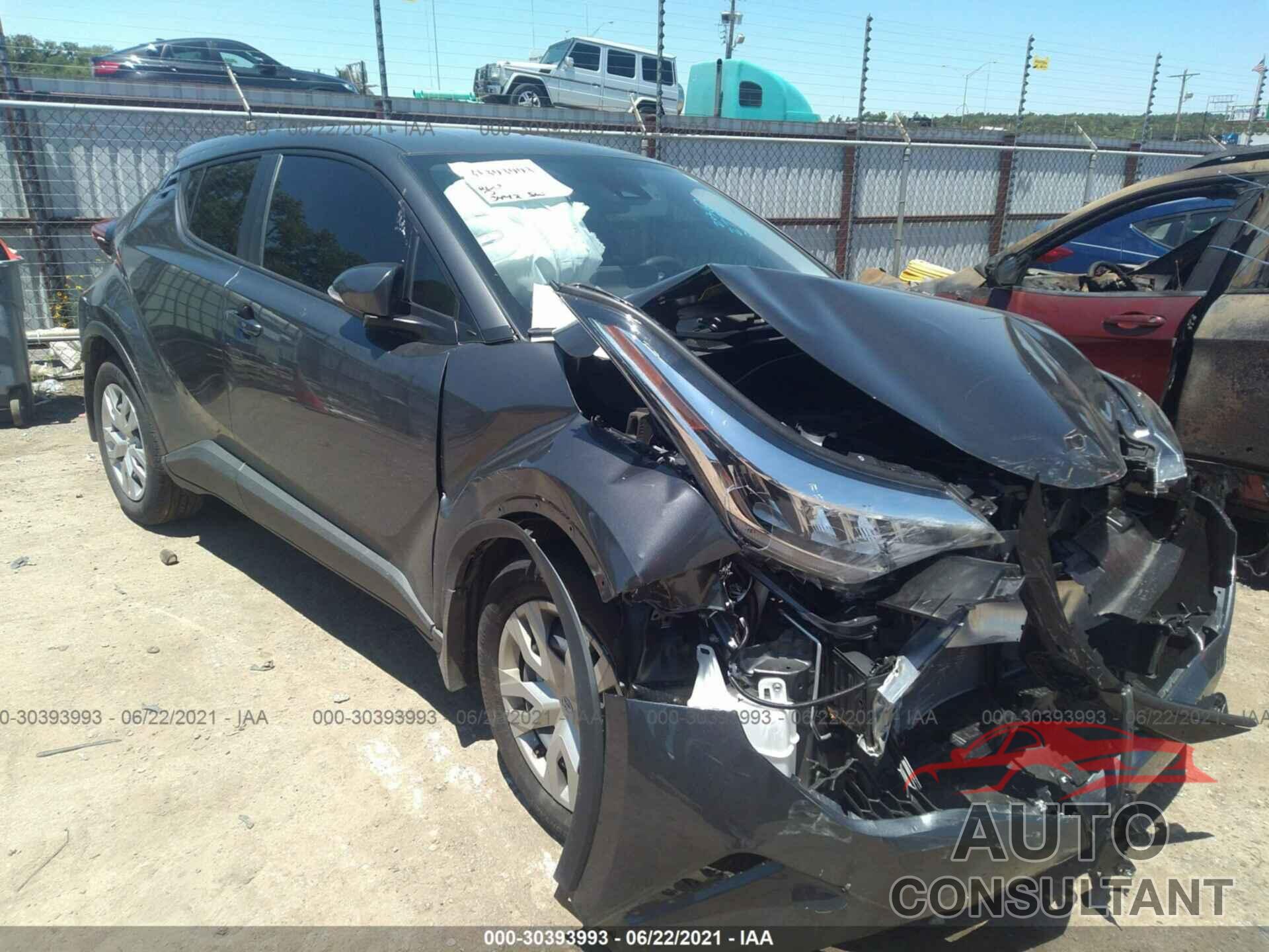 TOYOTA C-HR 2021 - JTNKHMBX4M1109382