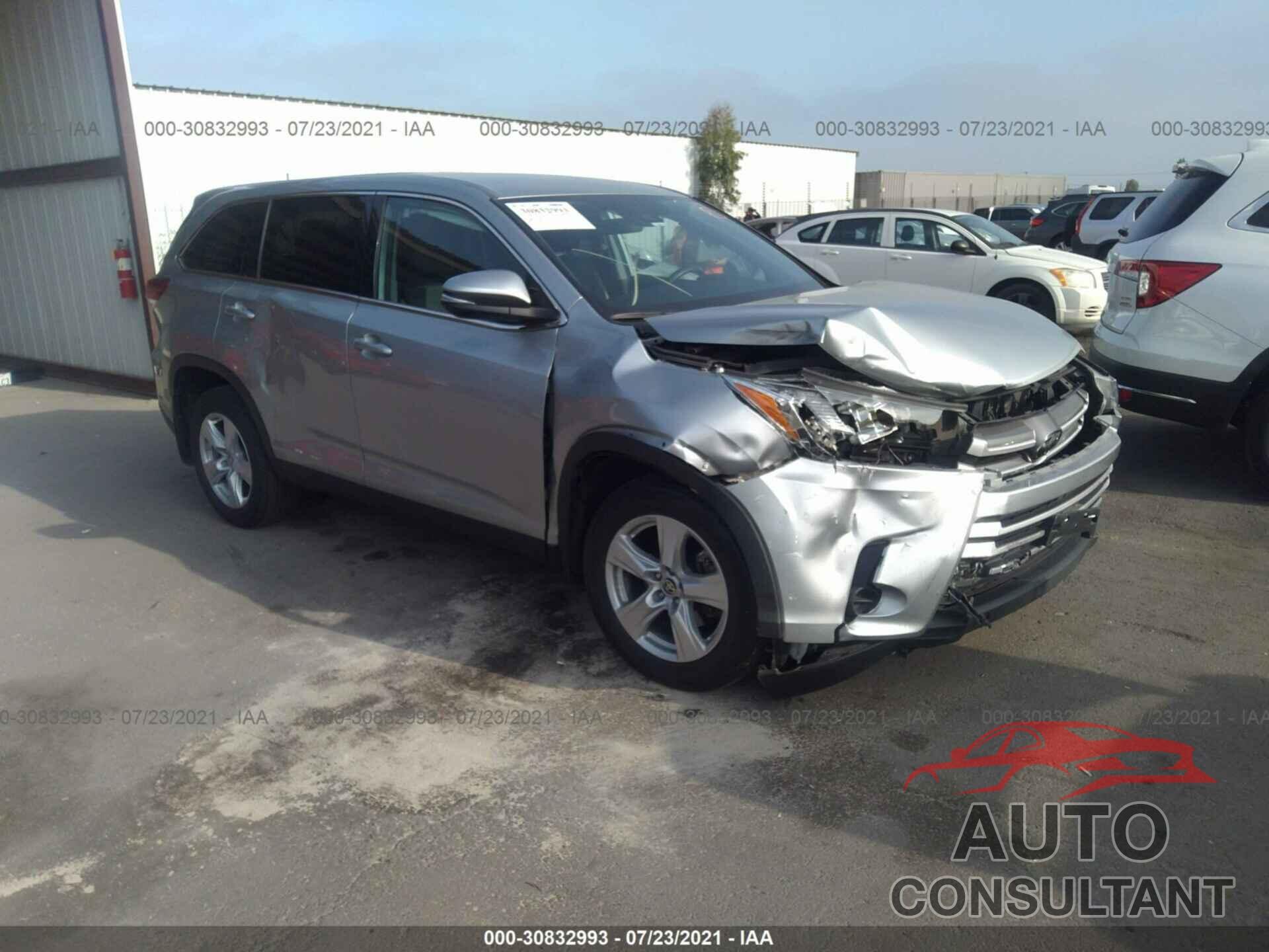 TOYOTA HIGHLANDER 2019 - 5TDBZRFH1KS980581