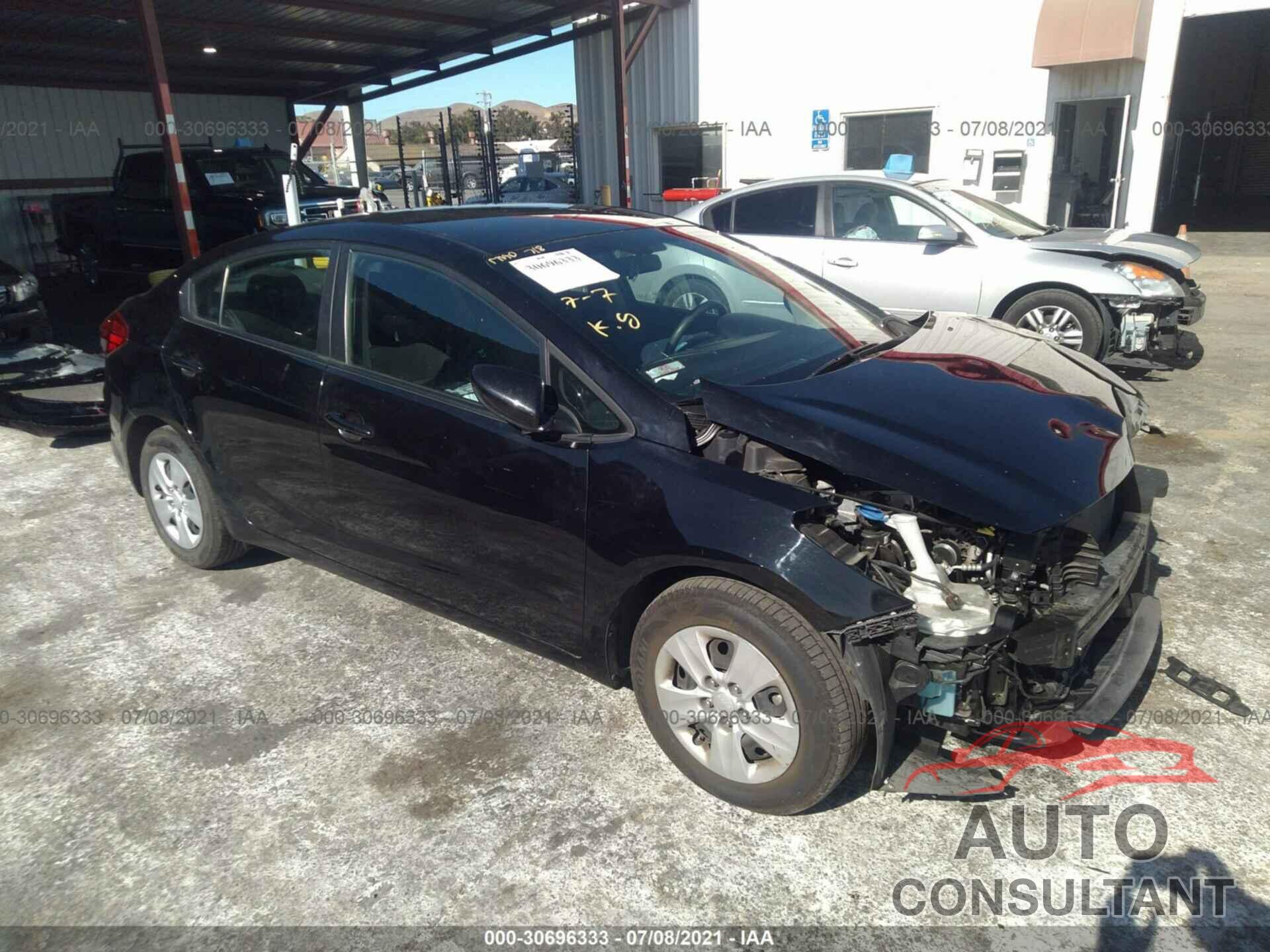 KIA FORTE 2018 - 3KPFK4A70JE179124