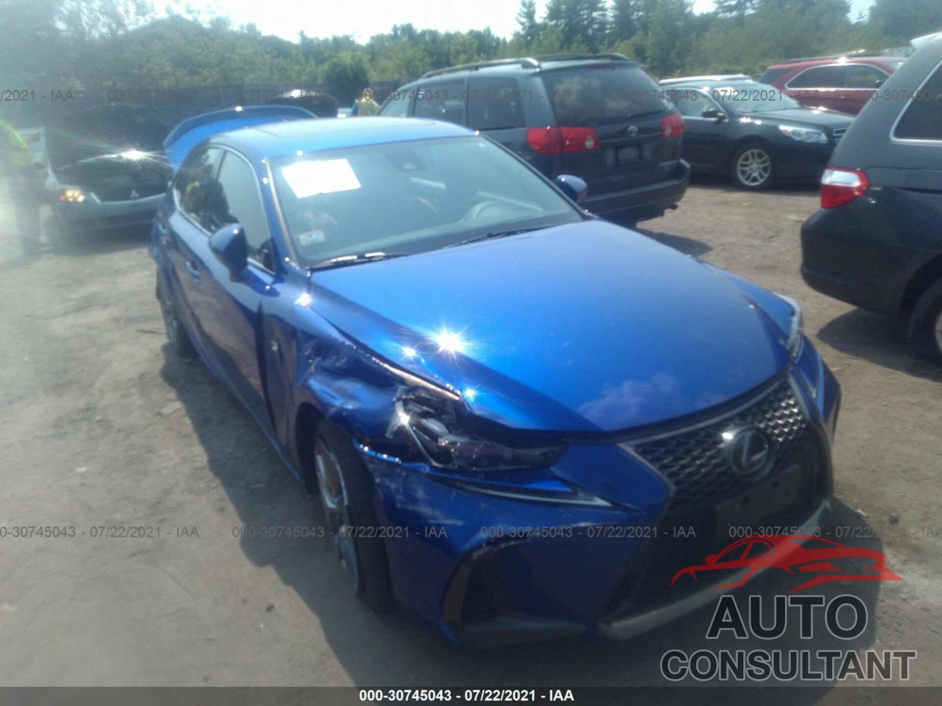 LEXUS IS 2018 - JTHC81D26J5026774