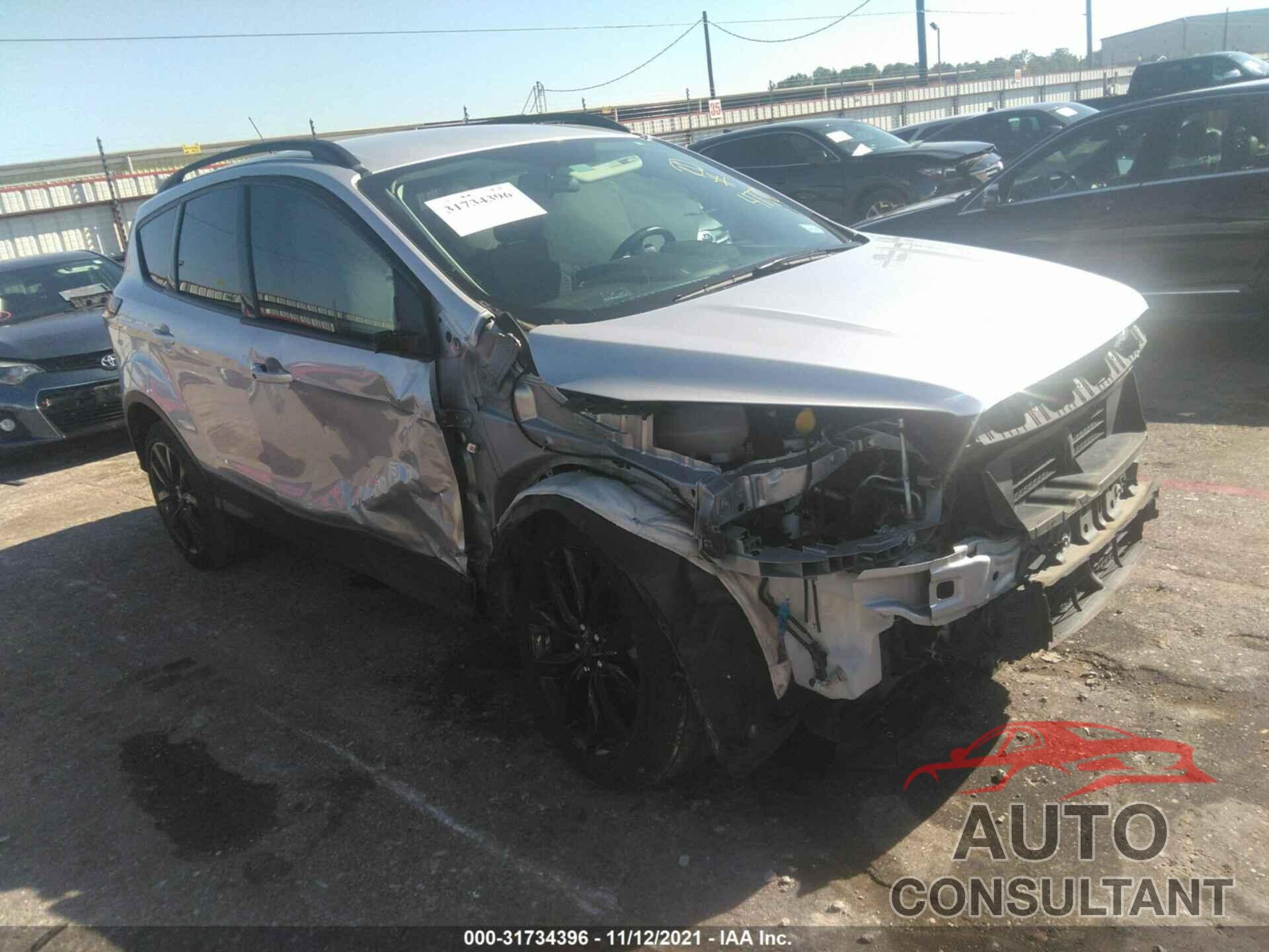FORD ESCAPE 2019 - 1FMCU0GD8KUA24578