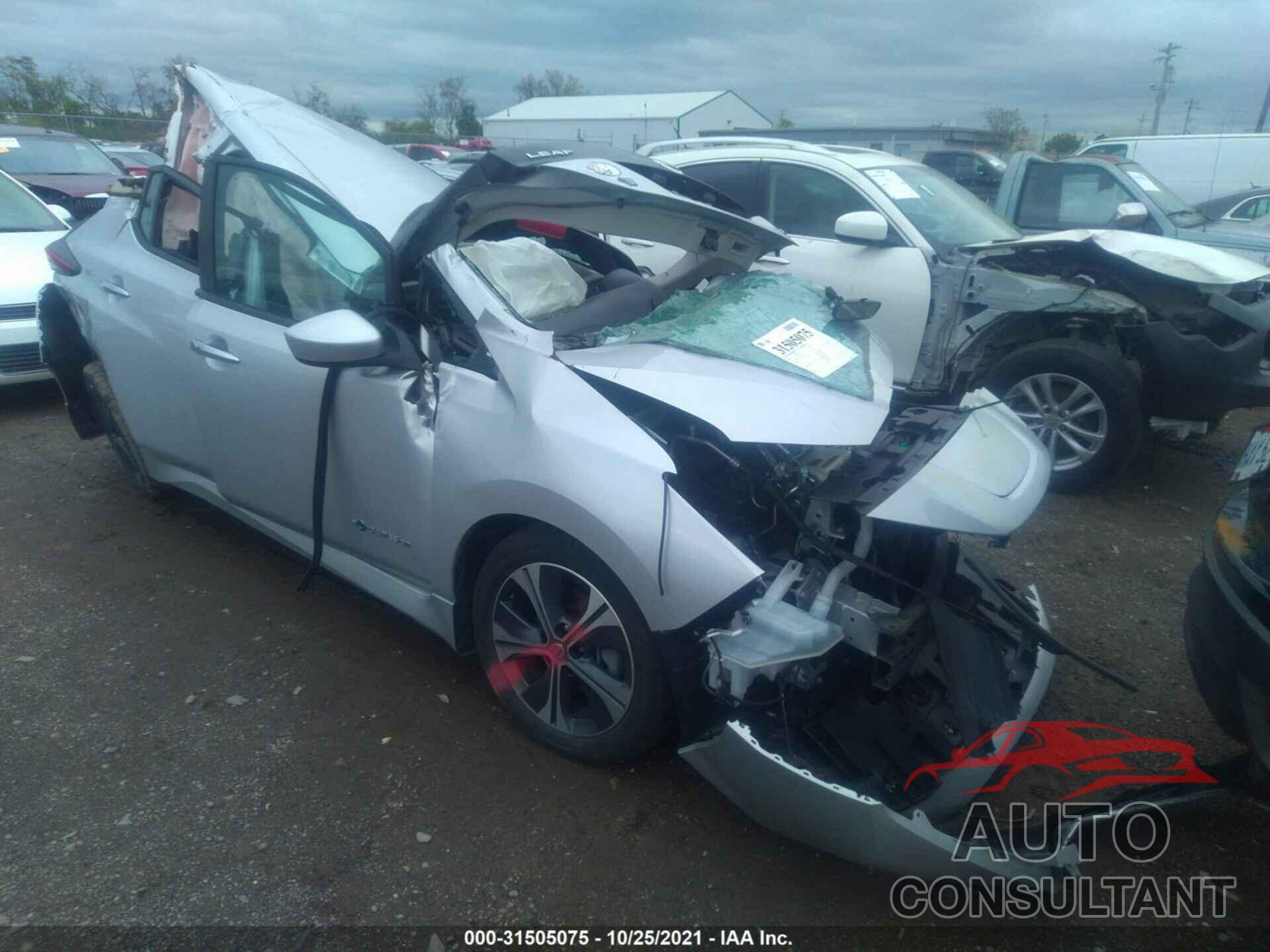 NISSAN LEAF 2018 - 1N4AZ1CPXJC308808