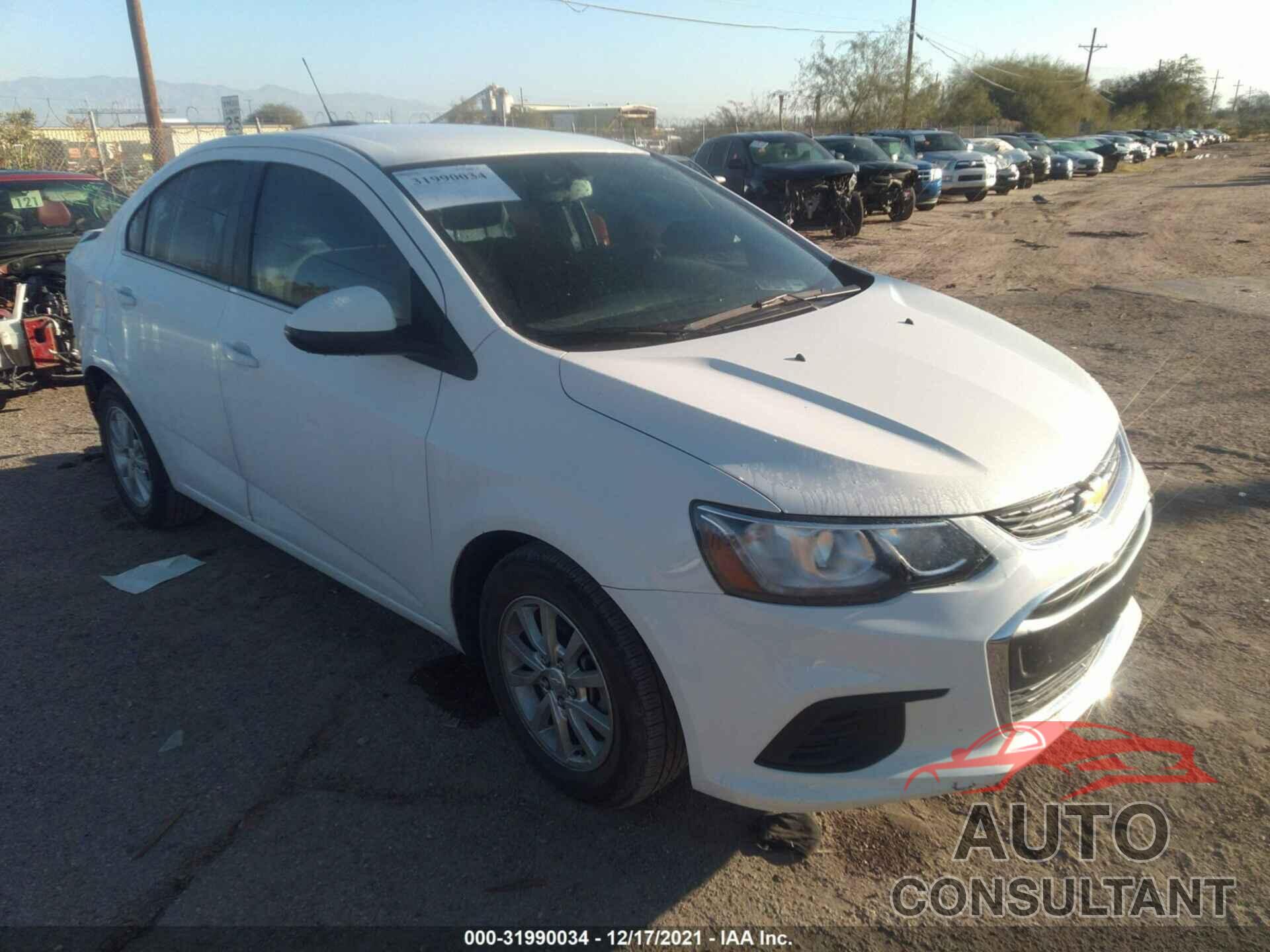 CHEVROLET SONIC 2019 - 1G1JD5SB8K4114093