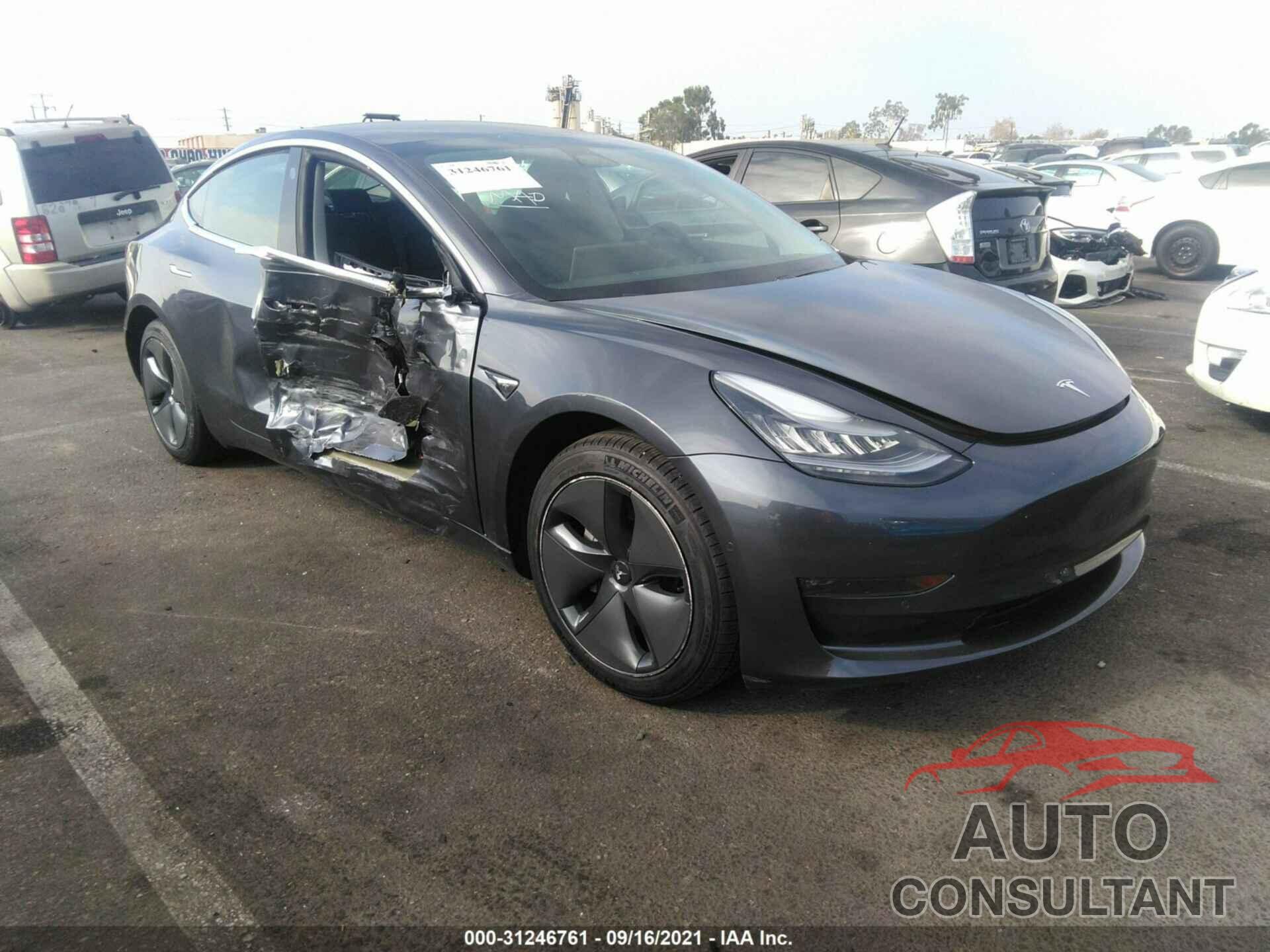 TESLA MODEL 3 2019 - 5YJ3E1EA5KF400484