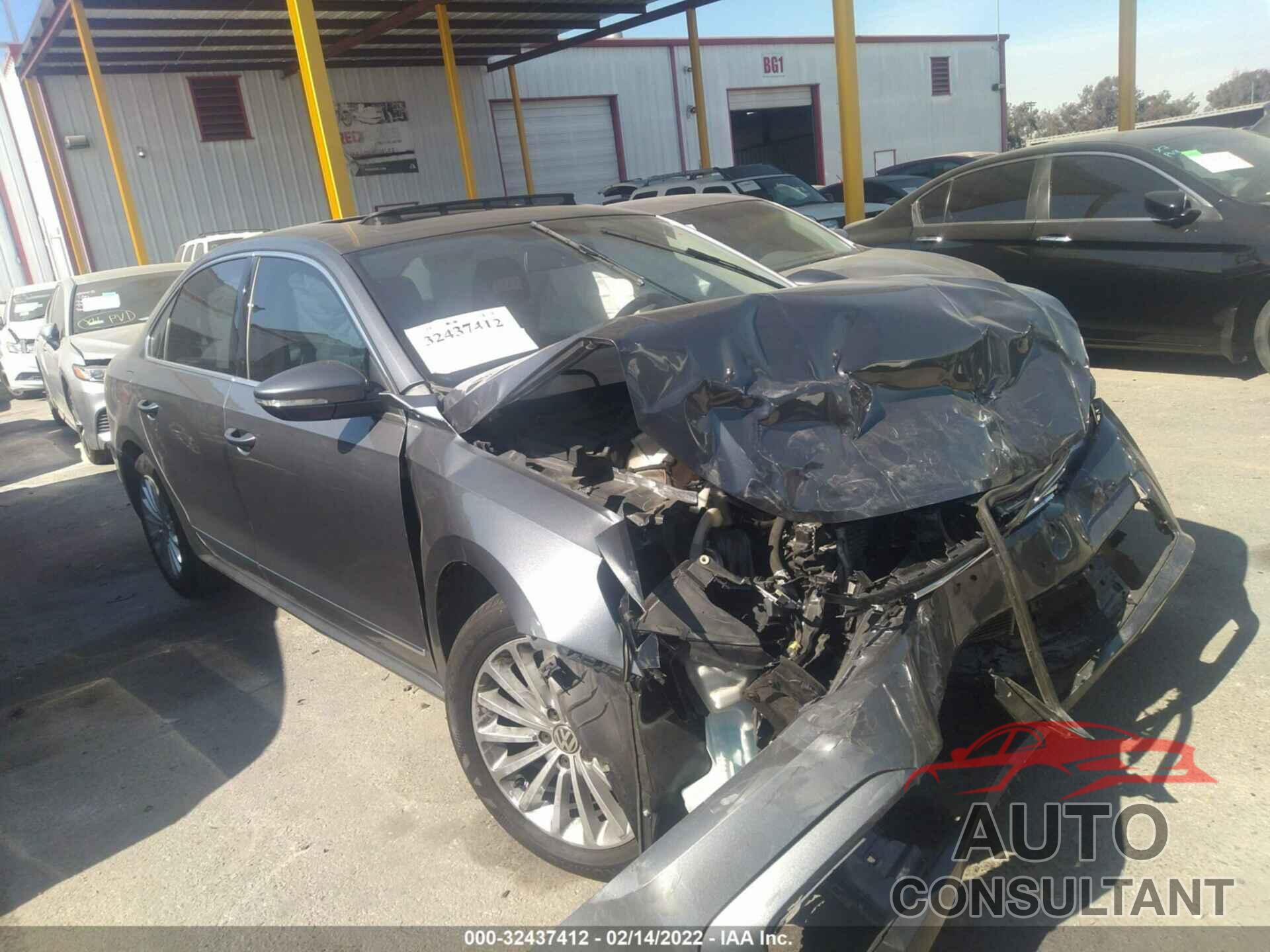 VOLKSWAGEN PASSAT 2017 - 1VWBT7A37HC061905