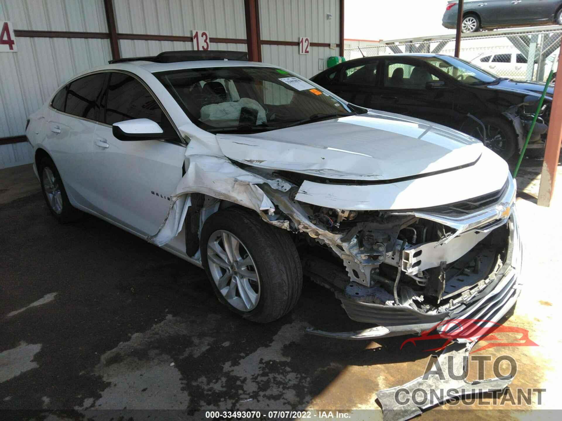 CHEVROLET MALIBU 2019 - 1G1ZD5ST1KF111228