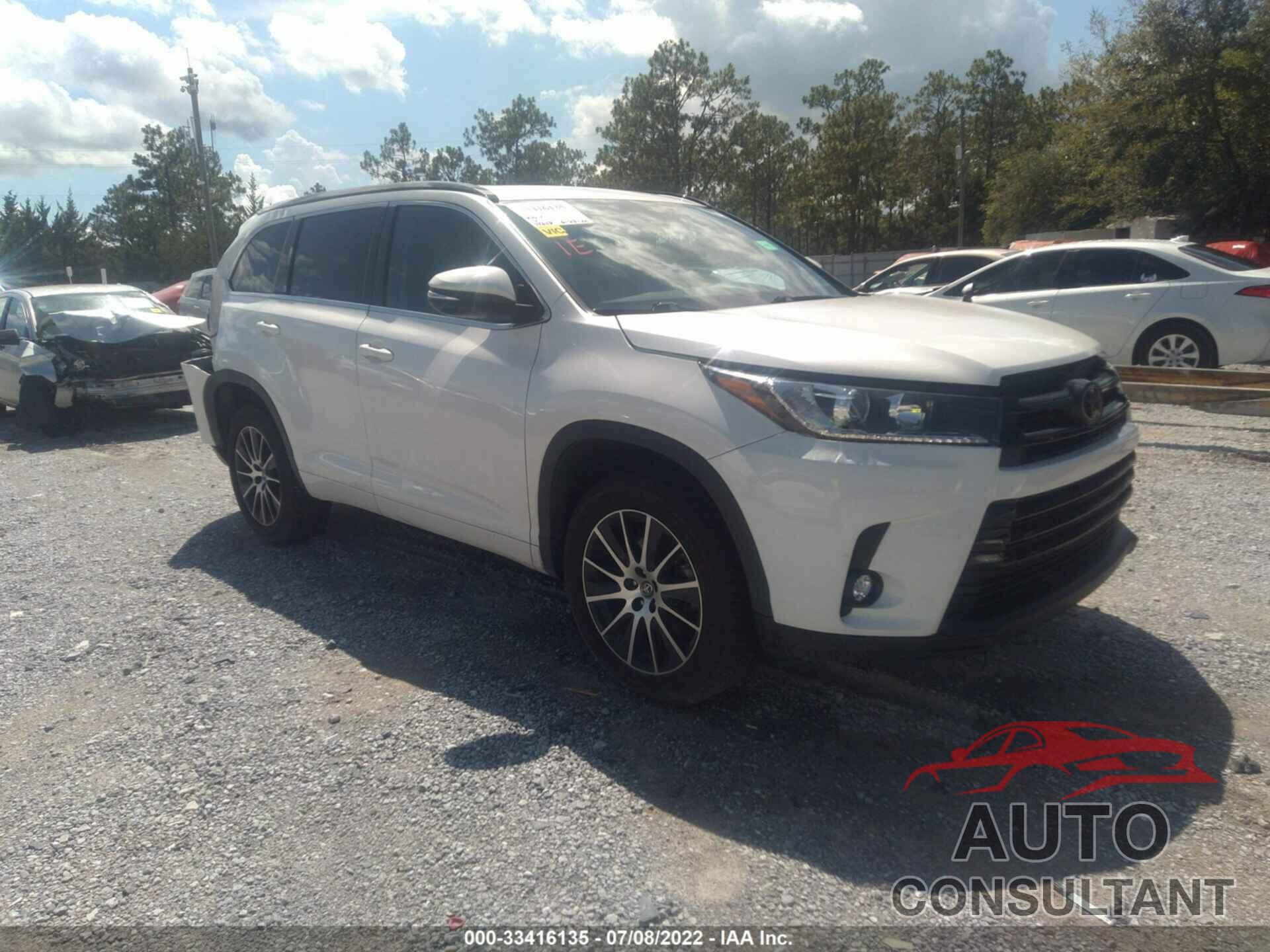 TOYOTA HIGHLANDER 2018 - 5TDKZRFH4JS544273