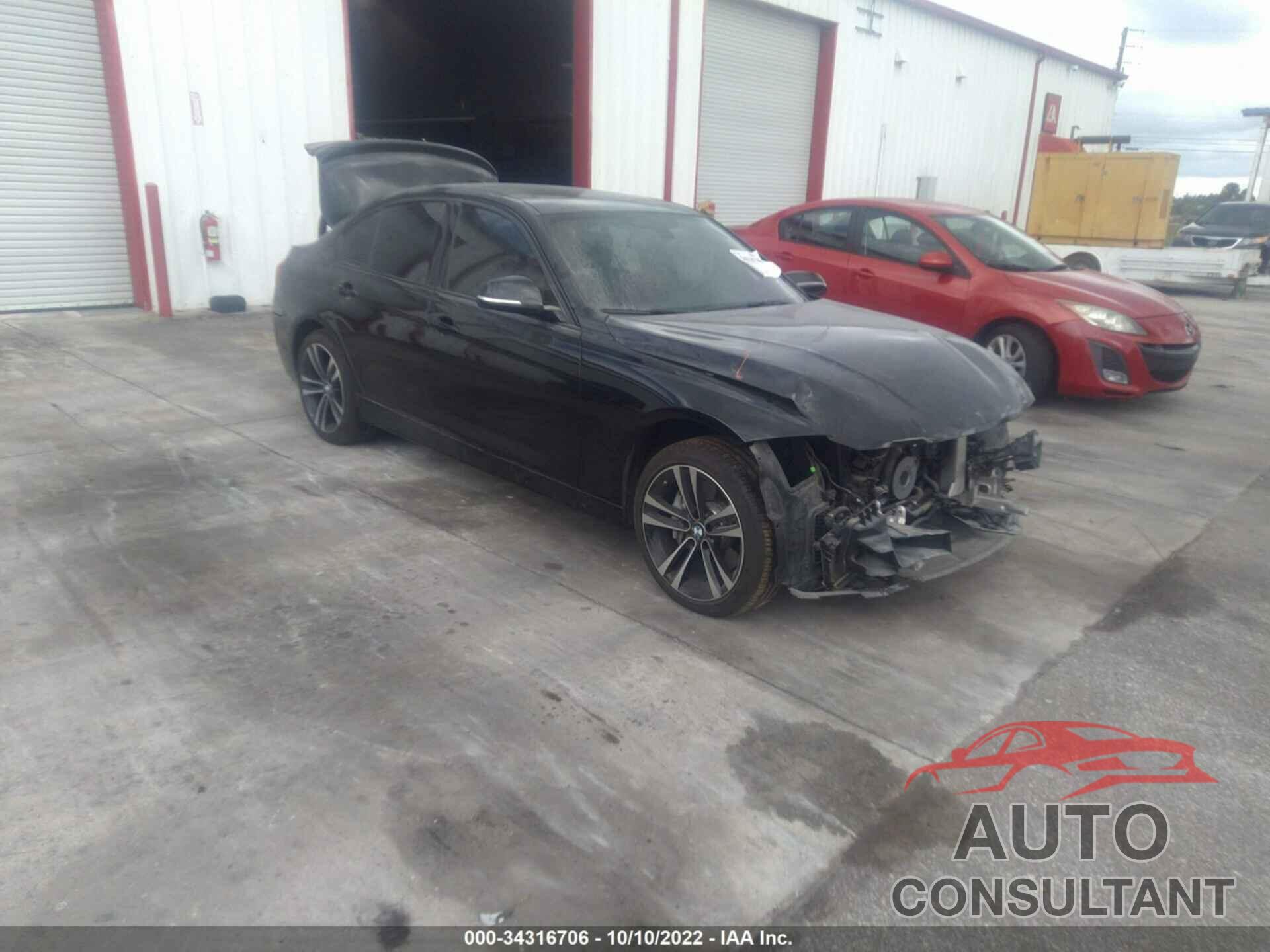 BMW 3 SERIES 2018 - WBA8B3C57JK777736