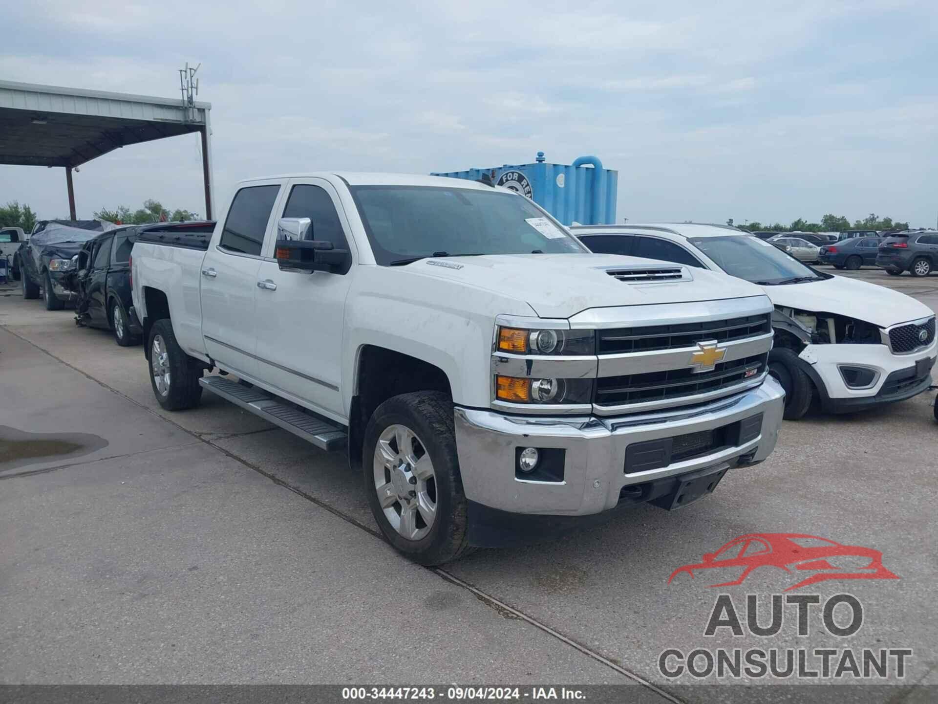 CHEVROLET SILVERADO 2500HD 2018 - 1GC1KWEY8JF222512