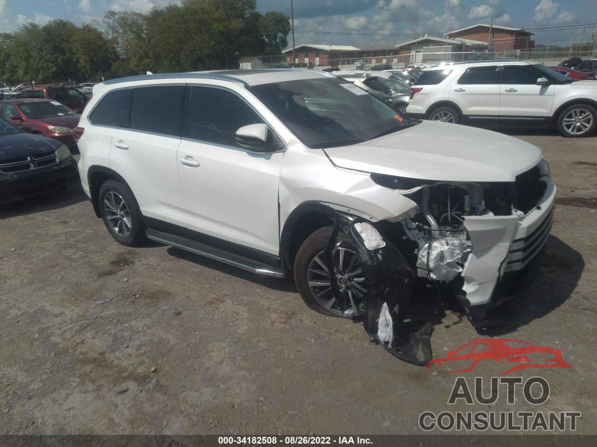 TOYOTA HIGHLANDER 2019 - 5TDJZRFH4KS722244