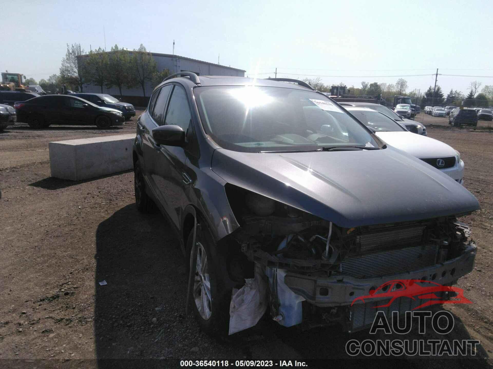 FORD ESCAPE 2018 - 1FMCU0GD9JUD16531