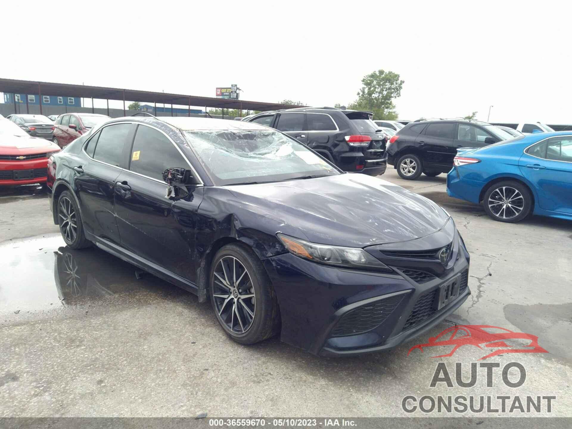 TOYOTA CAMRY 2021 - 4T1T11AK3MU469707