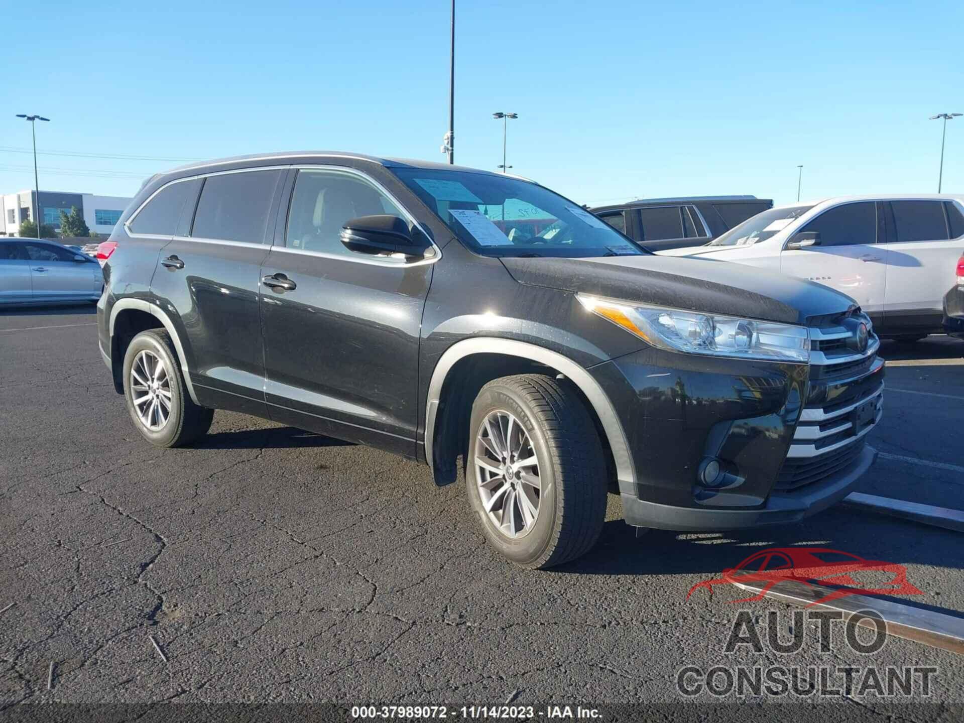 TOYOTA HIGHLANDER 2017 - 5TDJZRFH4HS419571