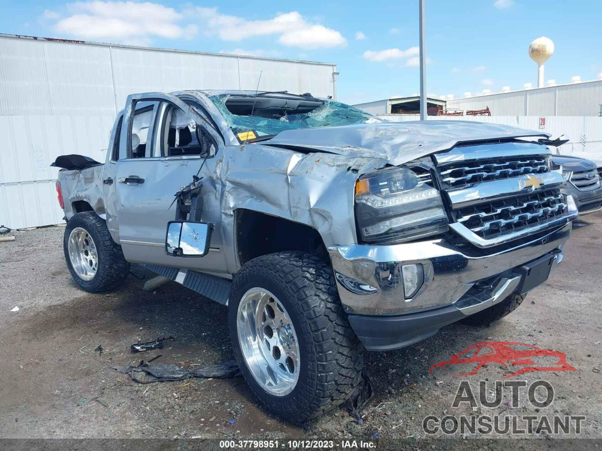 CHEVROLET SILVERADO 1500 2018 - 3GCUKSEC8JG177113
