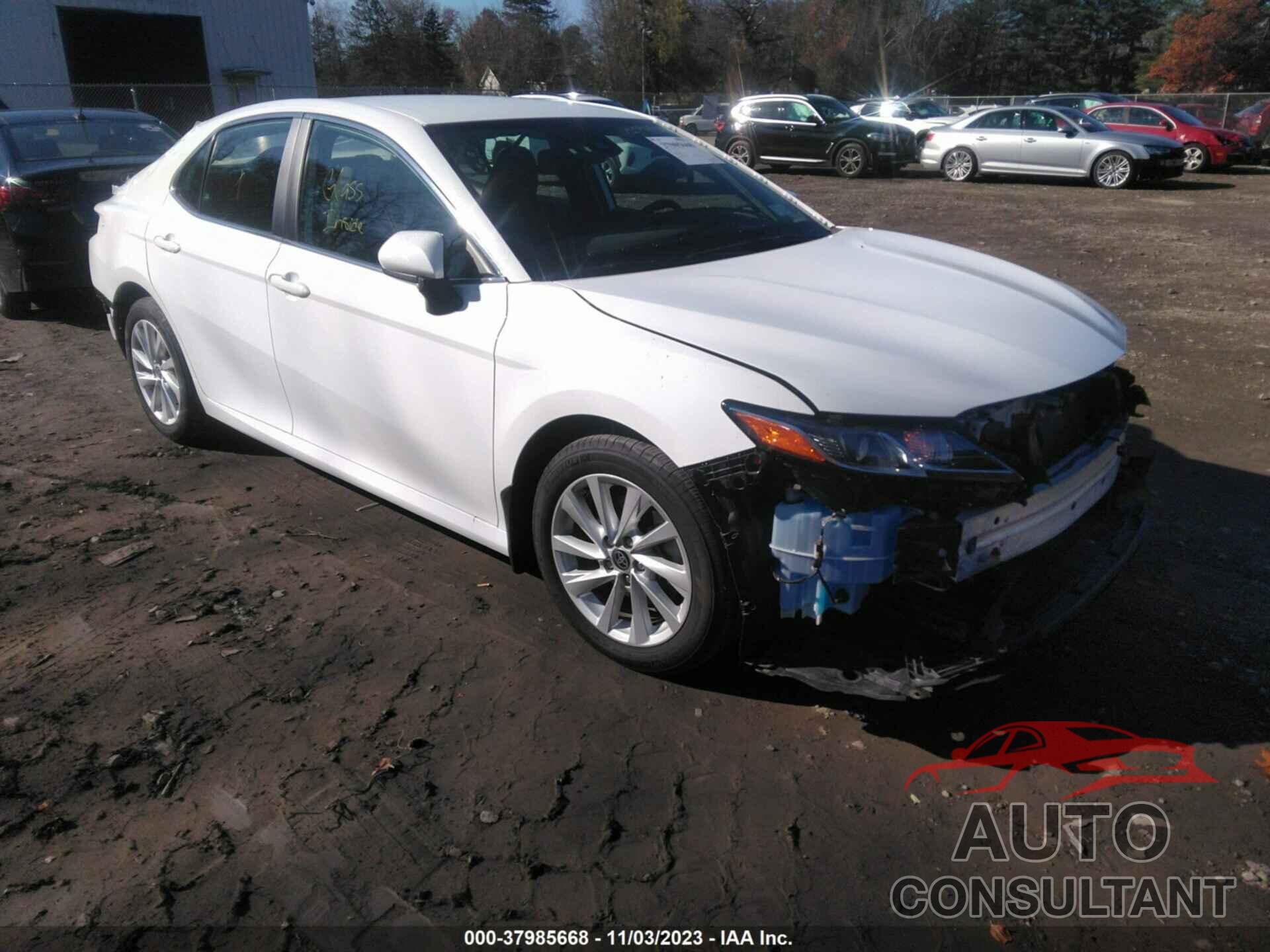 TOYOTA CAMRY 2022 - 4T1C11BK2NU072845