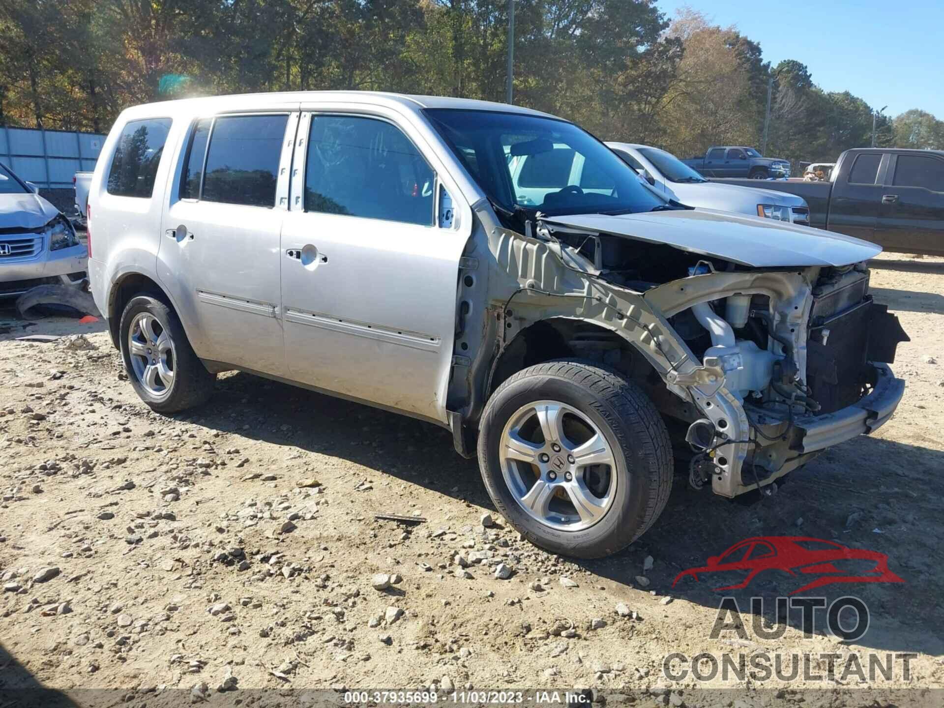 HONDA PILOT 2015 - 5FNYF3H45FB002475