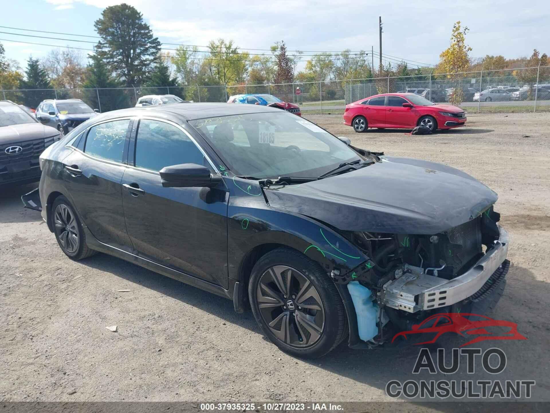 HONDA CIVIC 2018 - SHHFK7H59JU201569