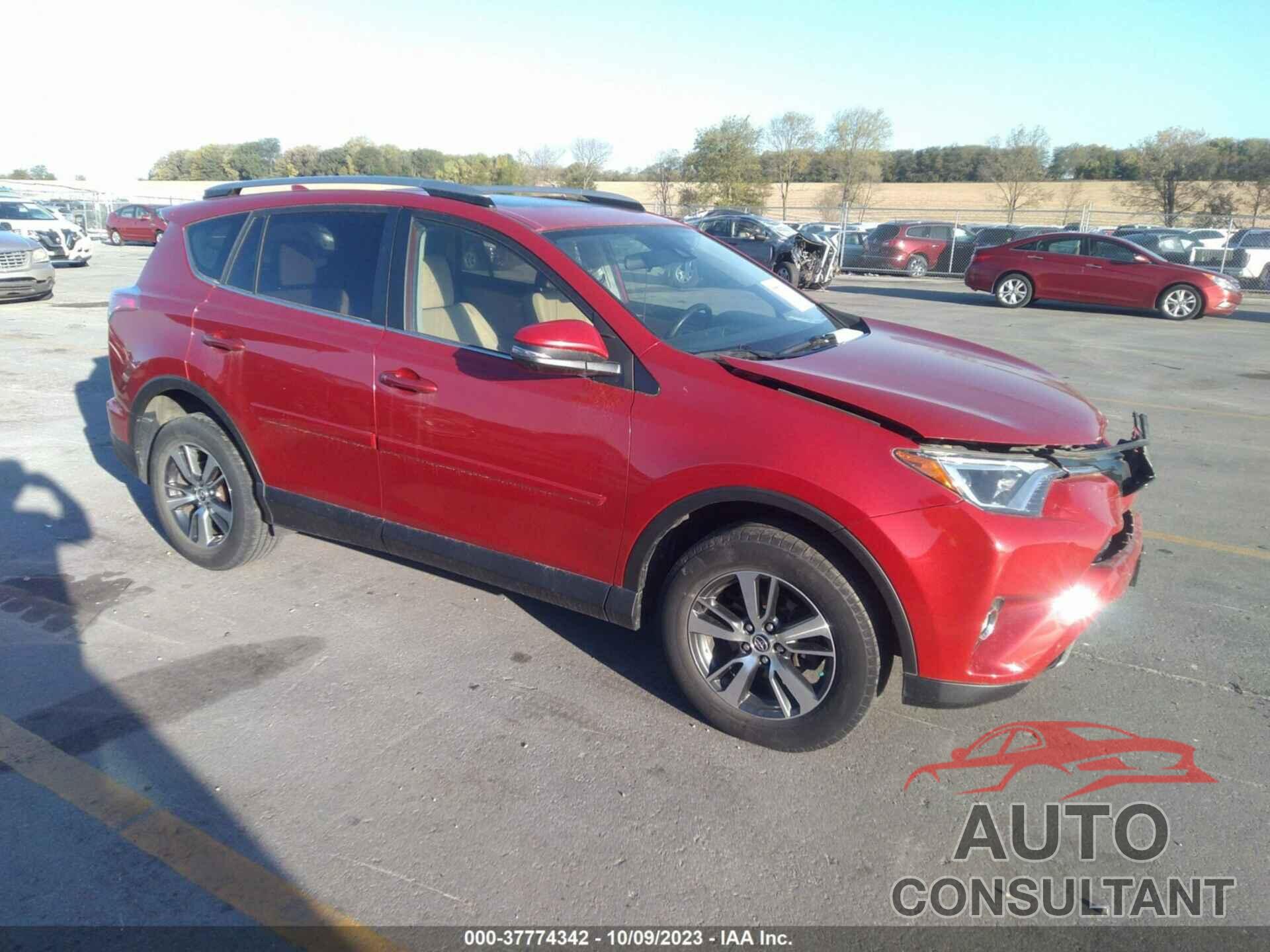 TOYOTA RAV4 2017 - JTMRFREV9HJ164996