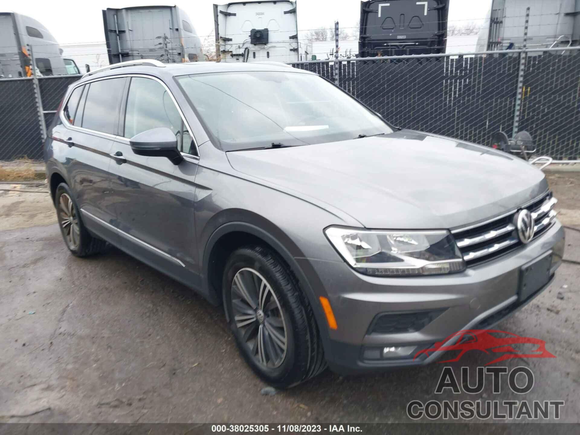 VOLKSWAGEN TIGUAN 2018 - 3VV3B7AX3JM013434