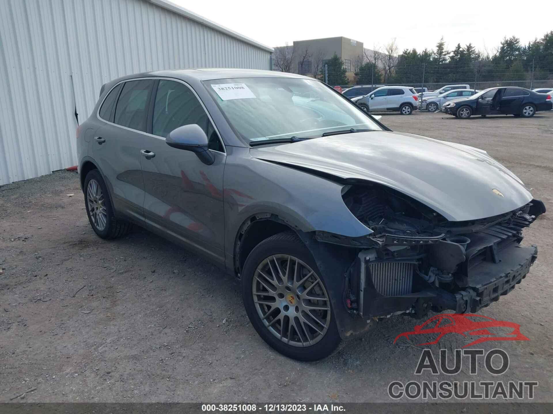 PORSCHE CAYENNE 2017 - WP1AB2A29HLA53735