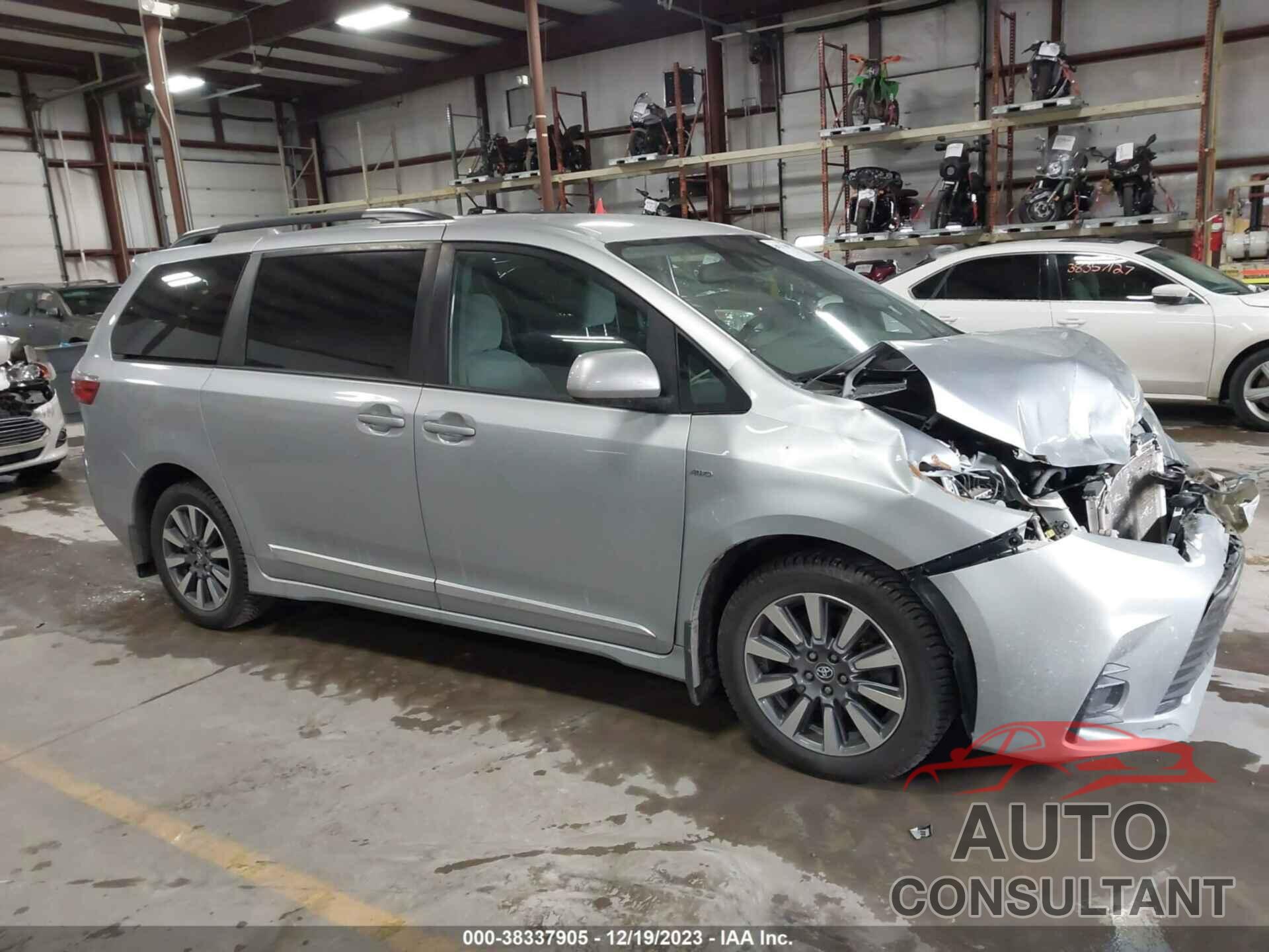 TOYOTA SIENNA 2020 - 5TDJZ3DC1LS242636