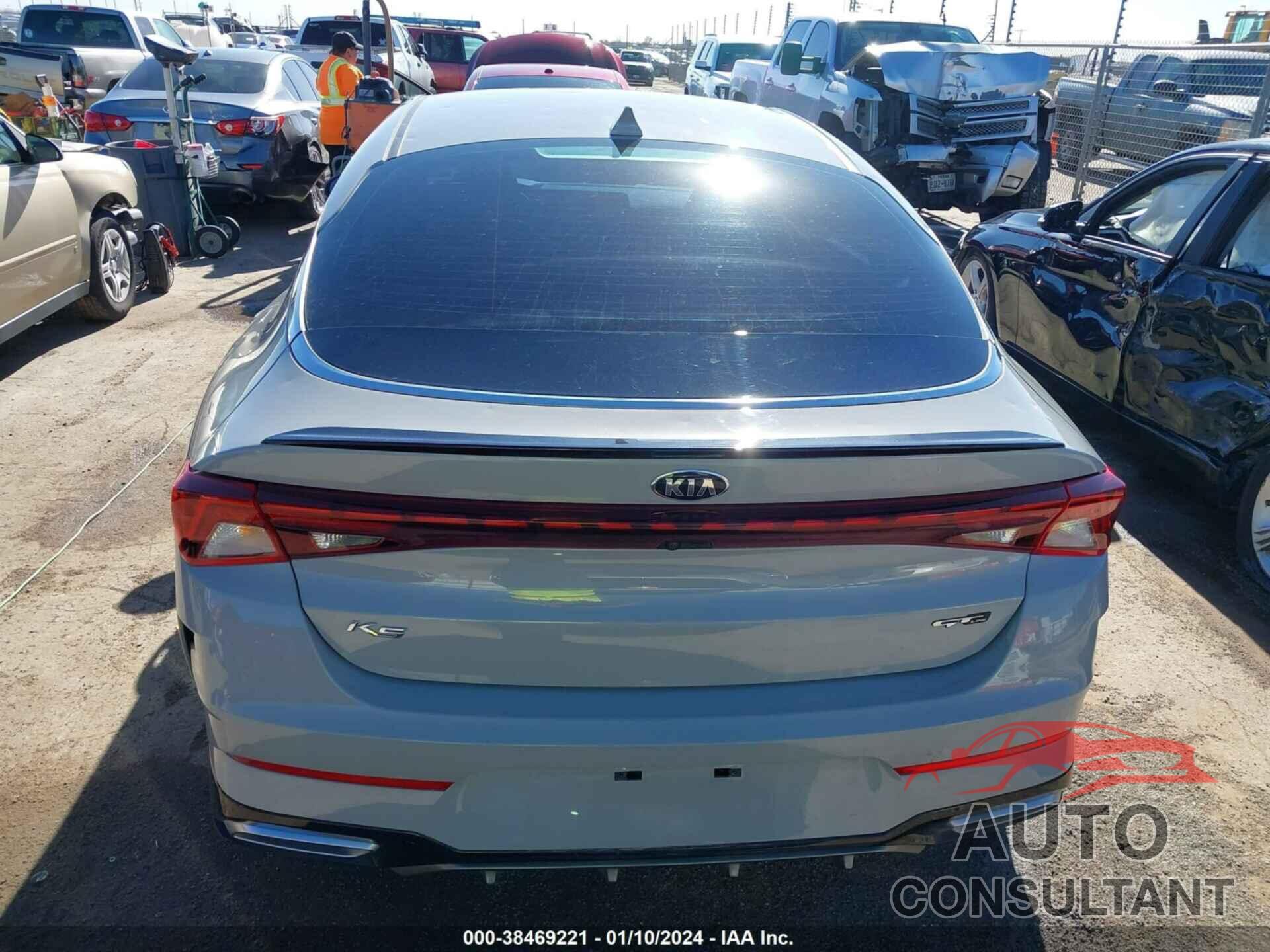 KIA K5 2021 - 5XXG64J21MG062905