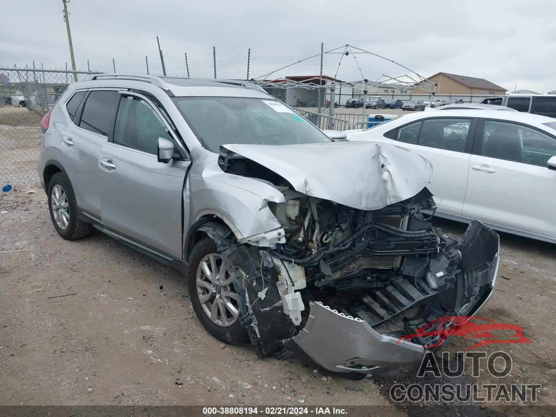 NISSAN ROGUE 2017 - 5N1AT2MT9HC828369