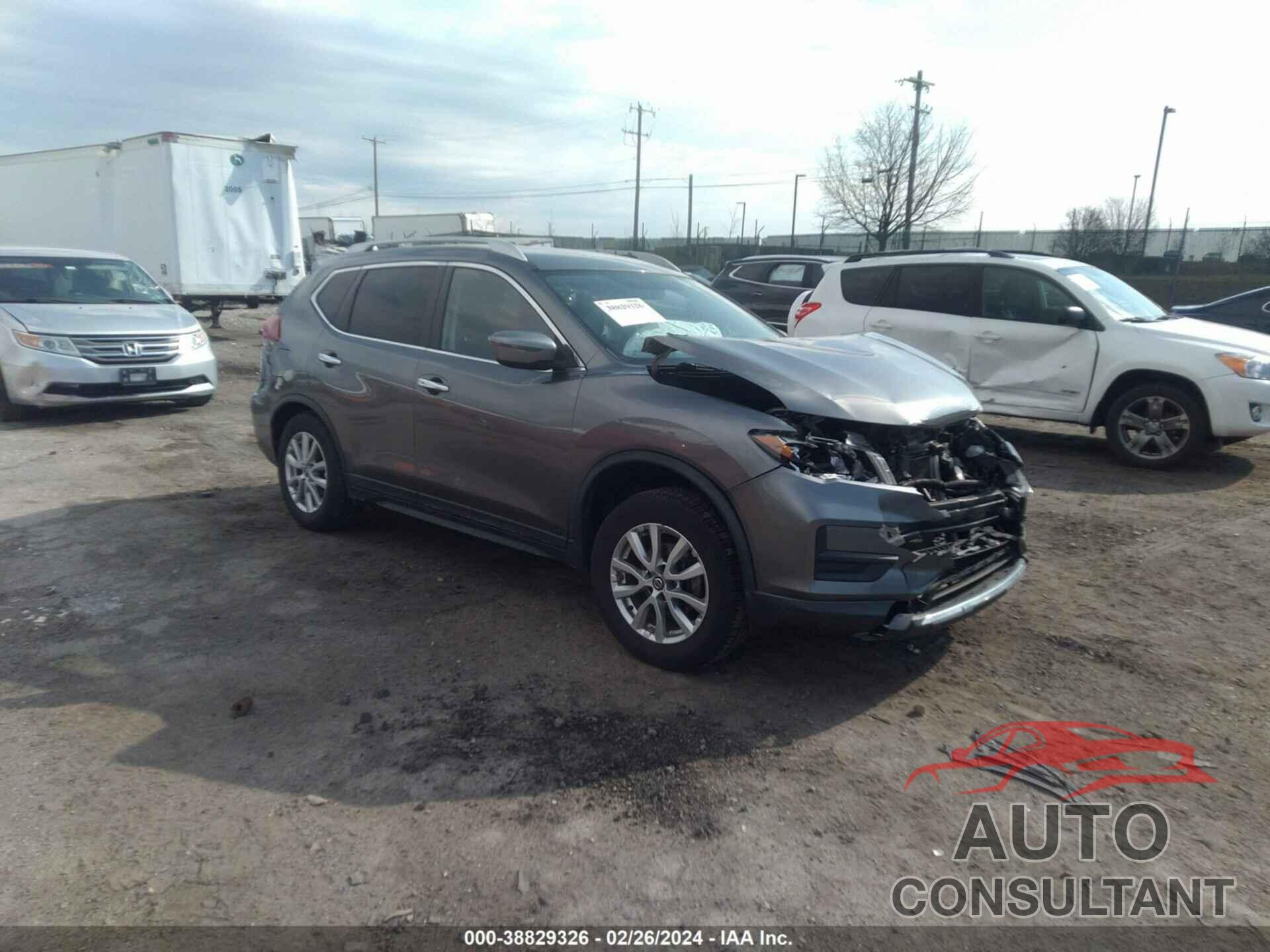 NISSAN ROGUE 2018 - KNMAT2MV1JP604145