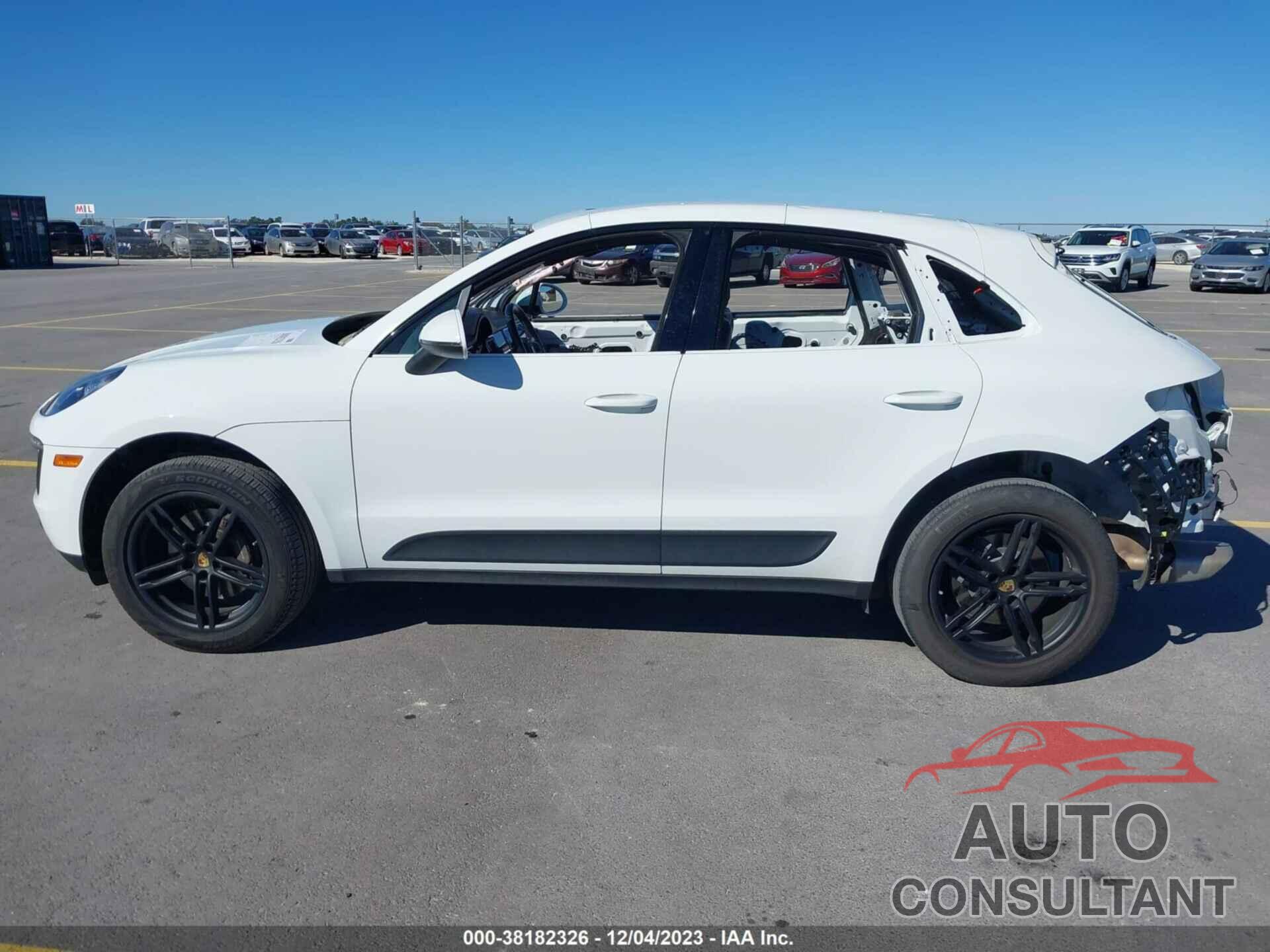 PORSCHE MACAN 2018 - WP1AA2A56JLB01033