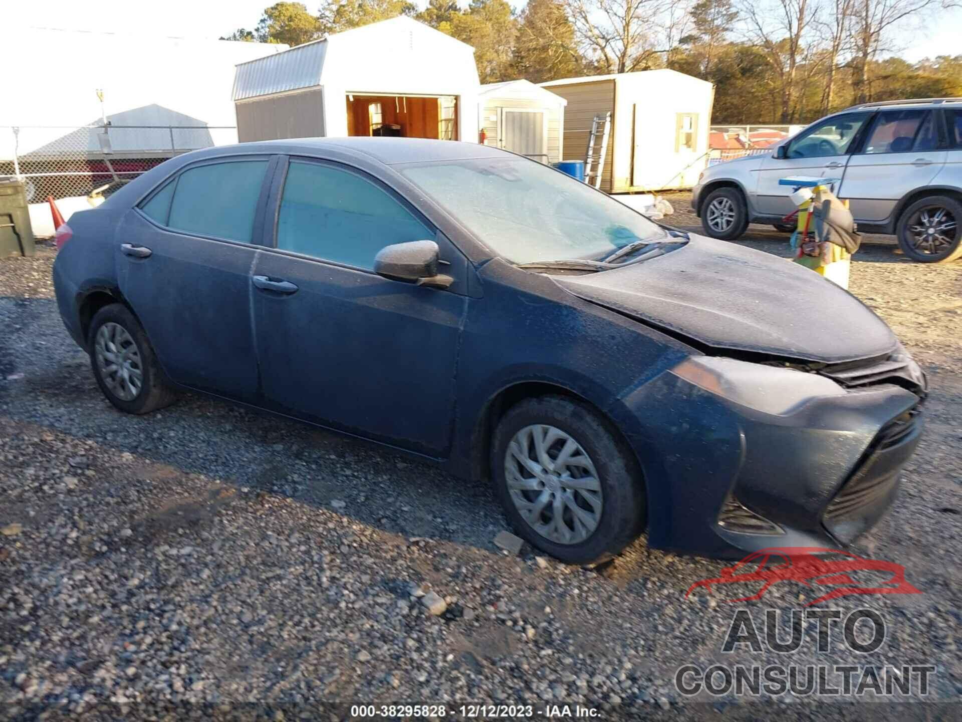 TOYOTA COROLLA 2018 - 5YFBURHE6JP851048