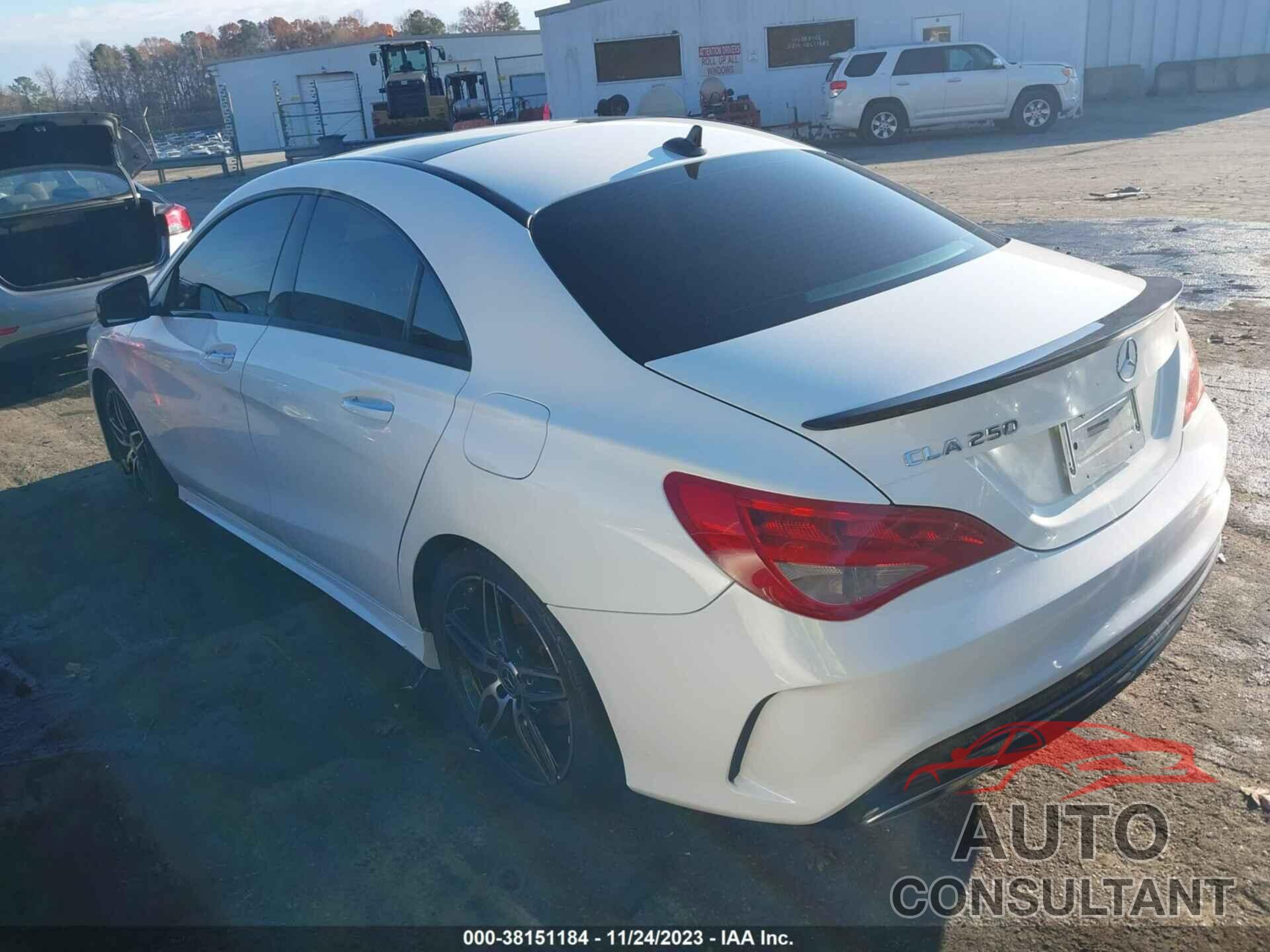 MERCEDES-BENZ CLA 250 2018 - WDDSJ4GB8JN636051