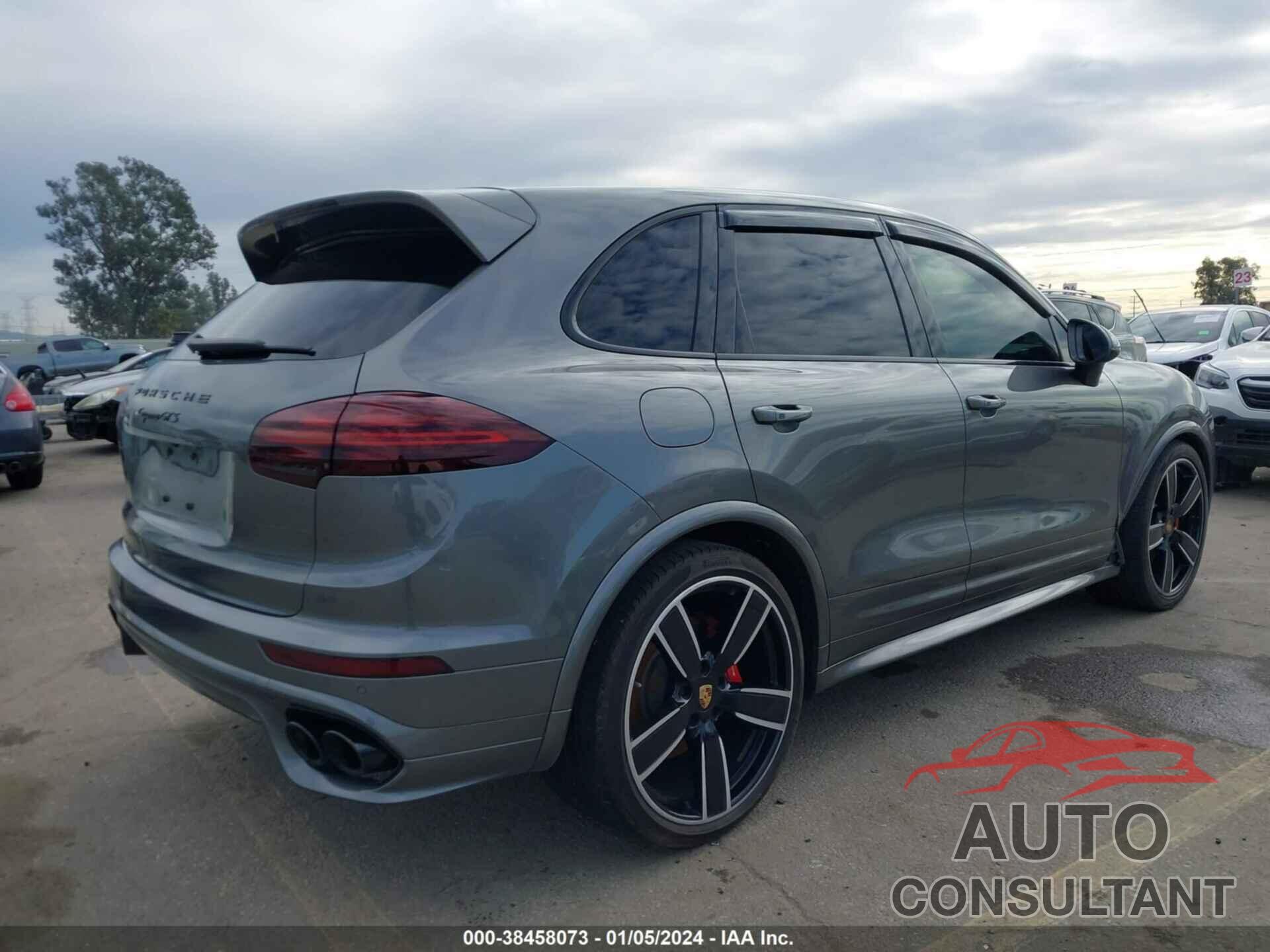 PORSCHE CAYENNE 2016 - WP1AD2A26GLA71568