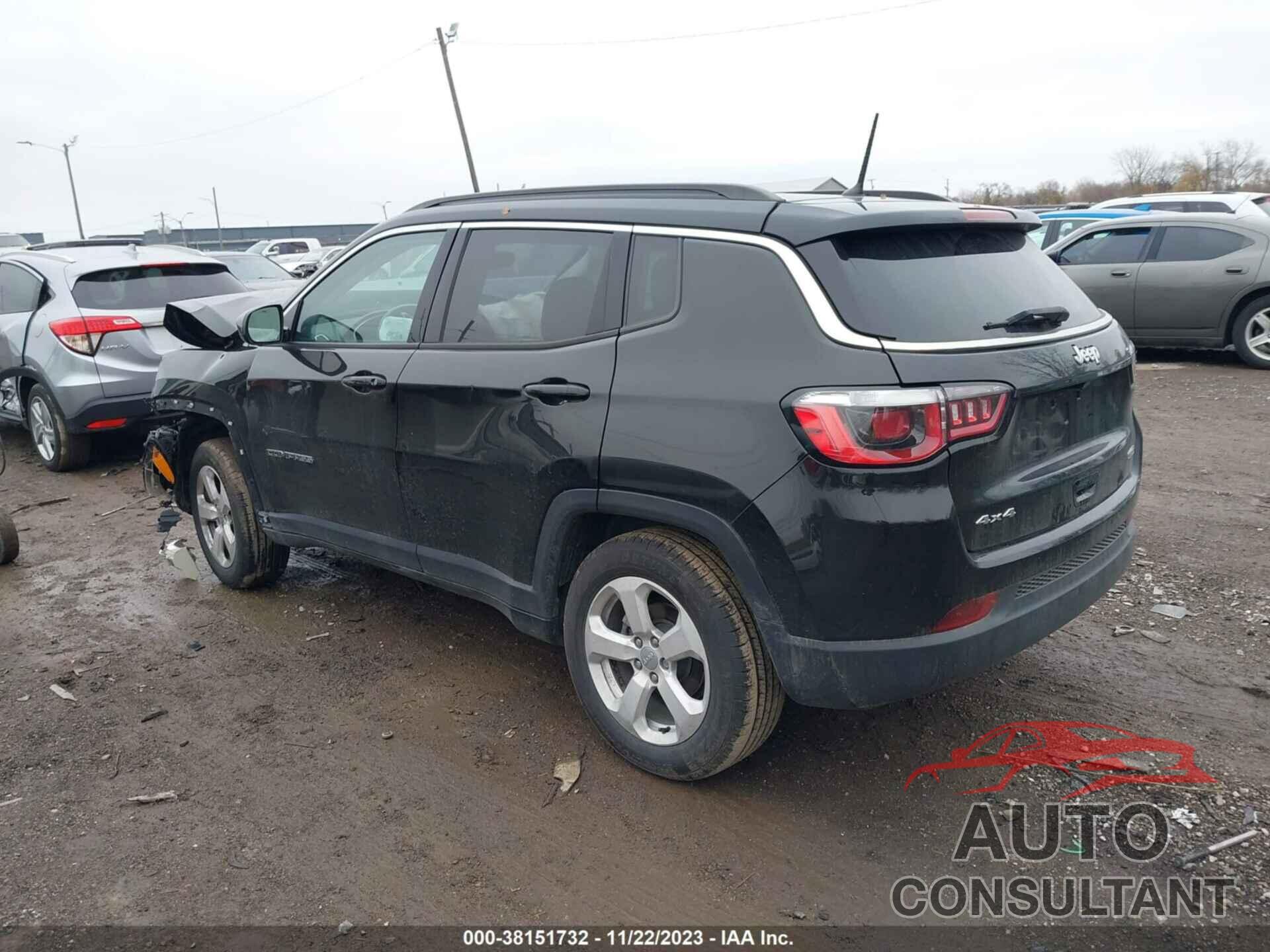 JEEP COMPASS 2018 - 3C4NJDBB4JT342841