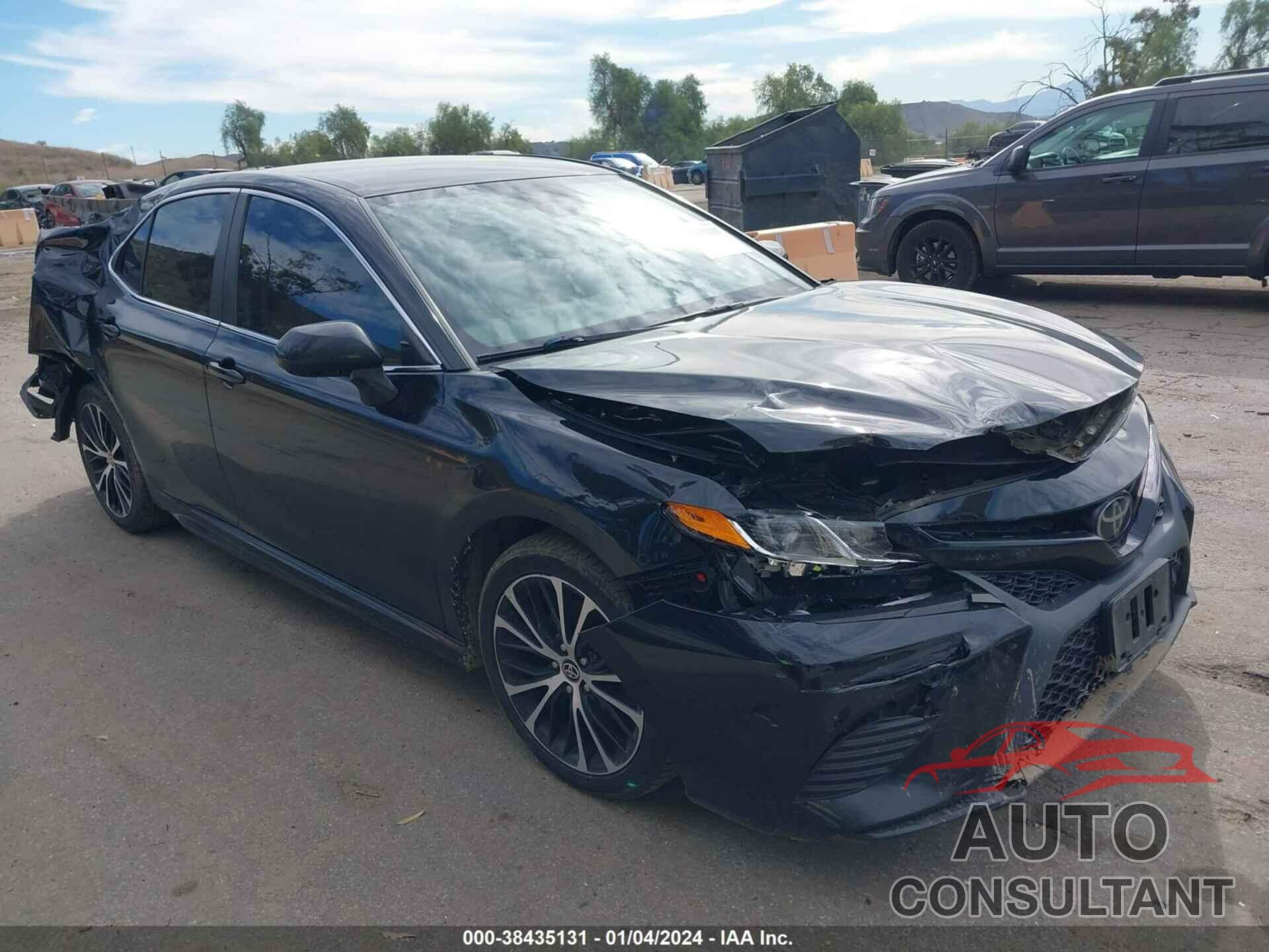 TOYOTA CAMRY 2020 - 4T1G11AK2LU500977