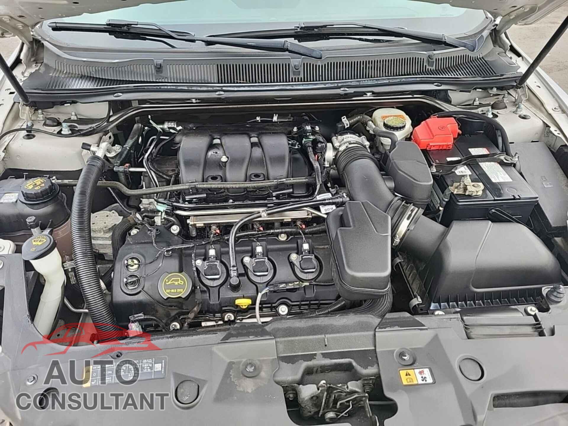 FORD TAURUS 2017 - 1FAHP2E83HG115578