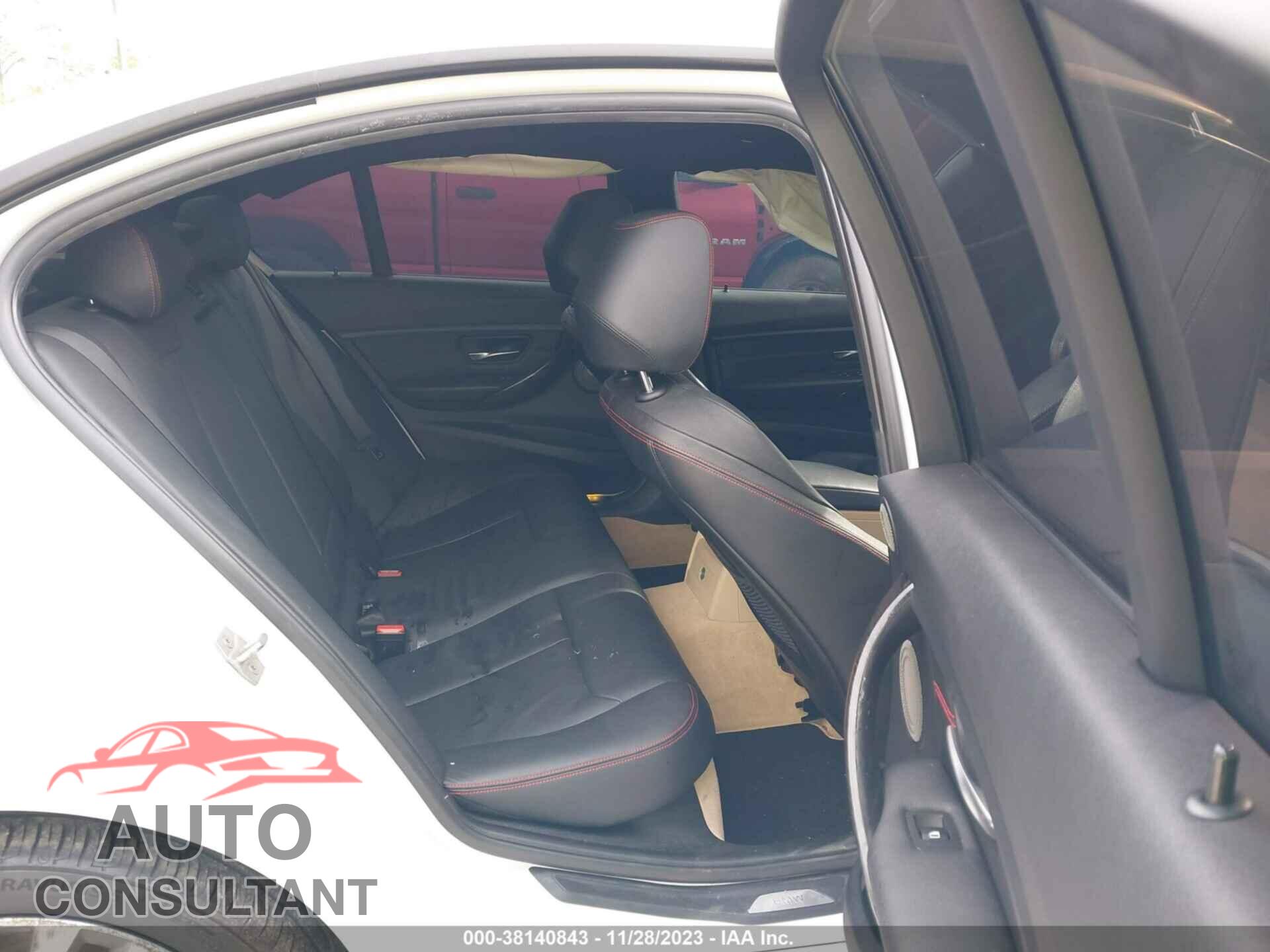 BMW 328I 2016 - WBA8E9G57GNT47832