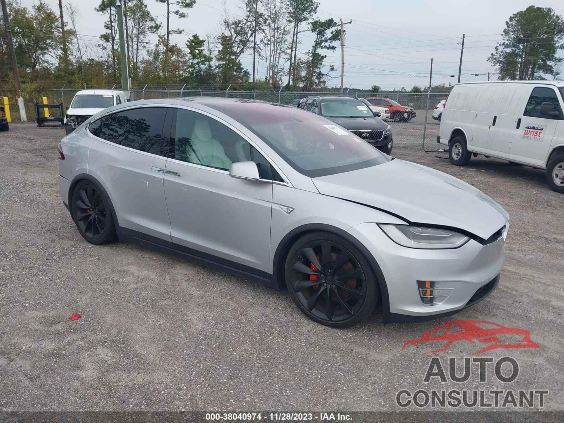 TESLA MODEL X 2016 - 5YJXCAE47GF003898