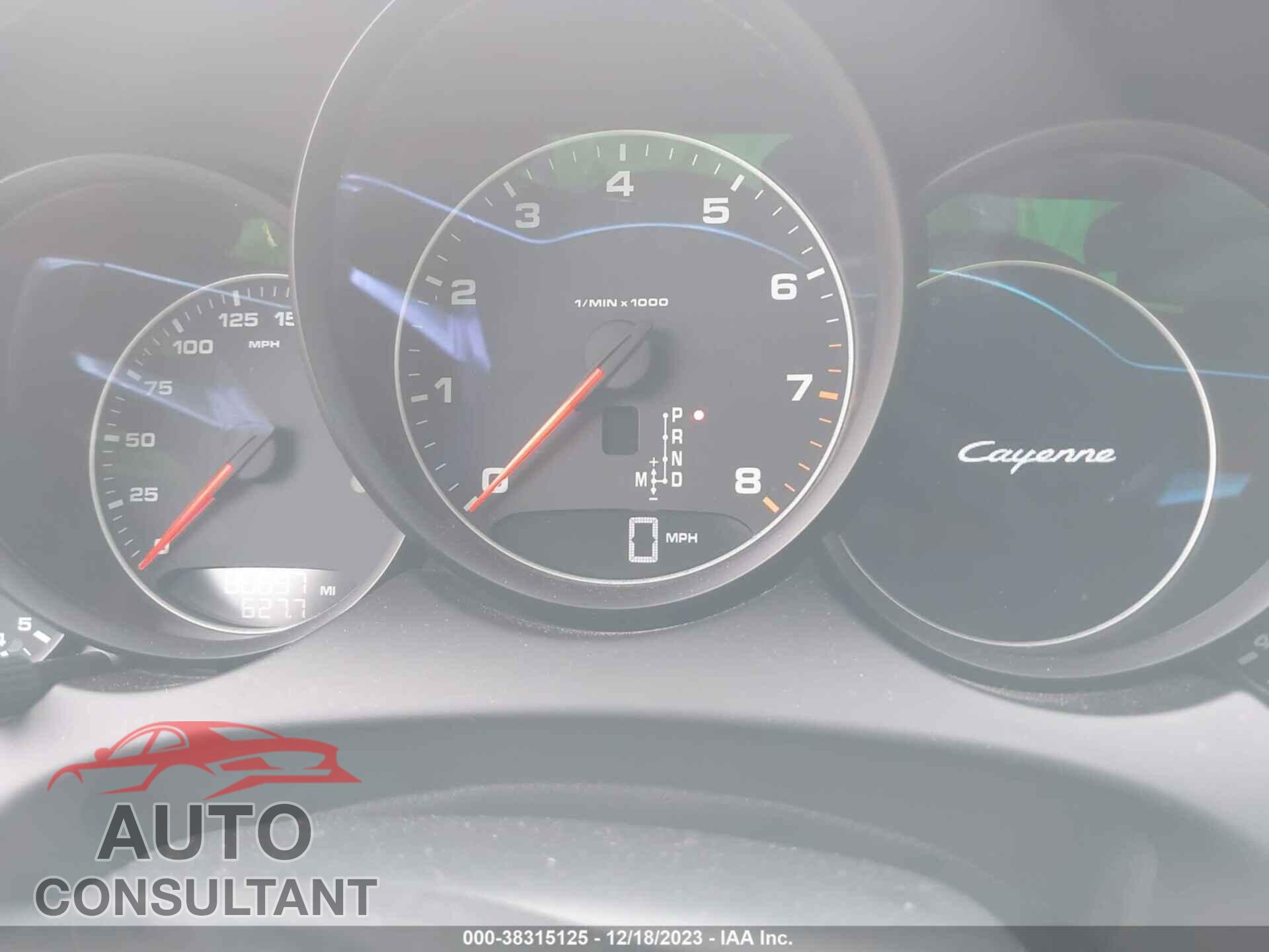 PORSCHE CAYENNE 2016 - WP1AA2A22GLA05494