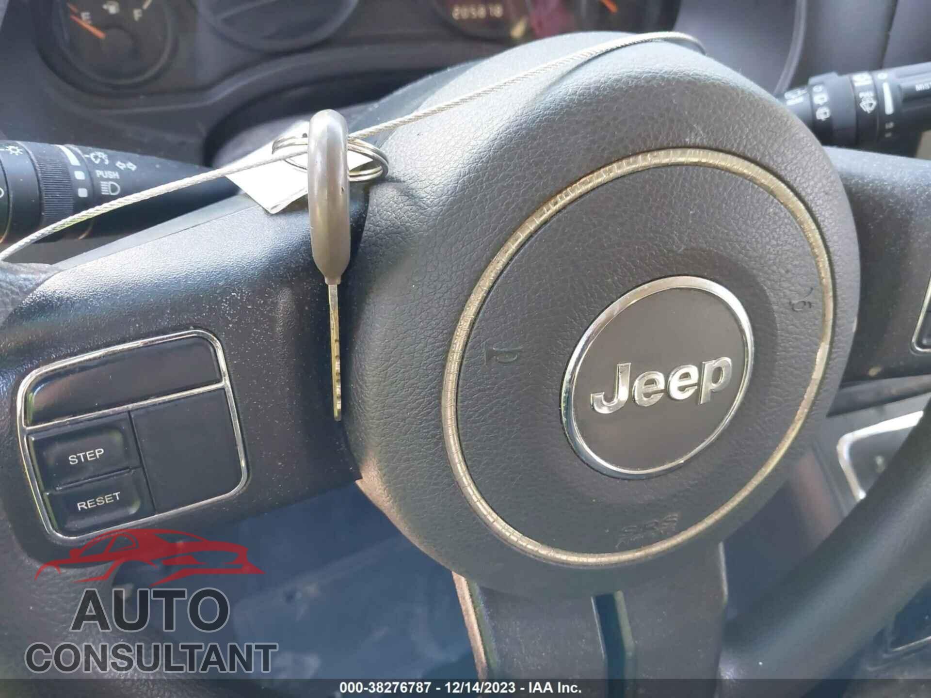 JEEP COMPASS 2015 - 1C4NJCBB2FD120208