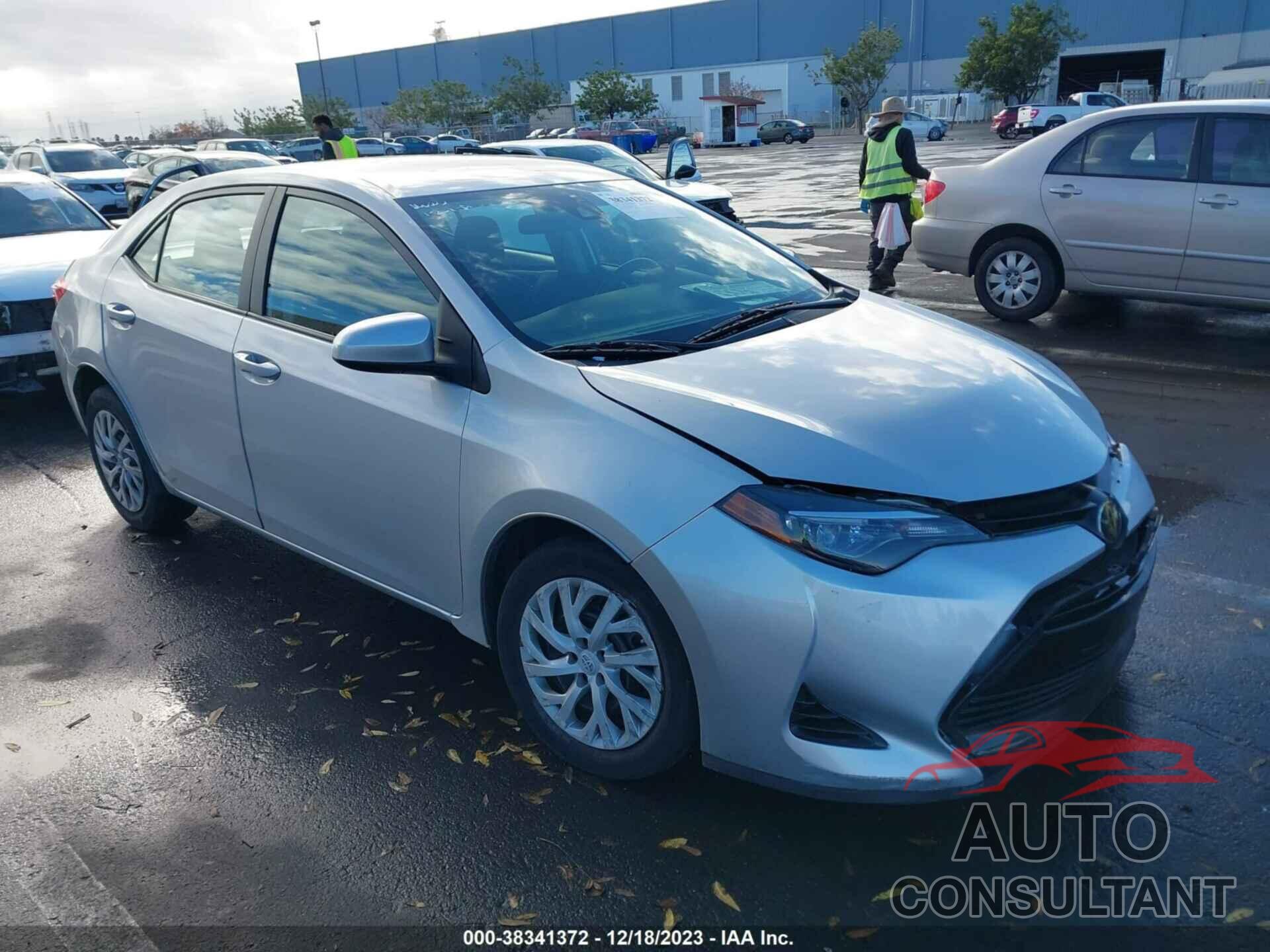TOYOTA COROLLA 2019 - 5YFBURHE0KP863620