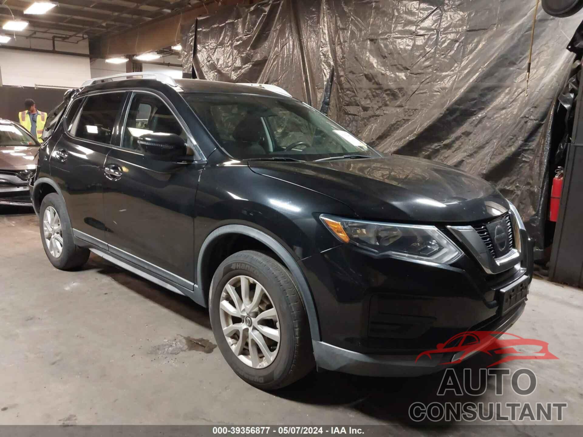 NISSAN ROGUE 2017 - KNMAT2MV6HP577146