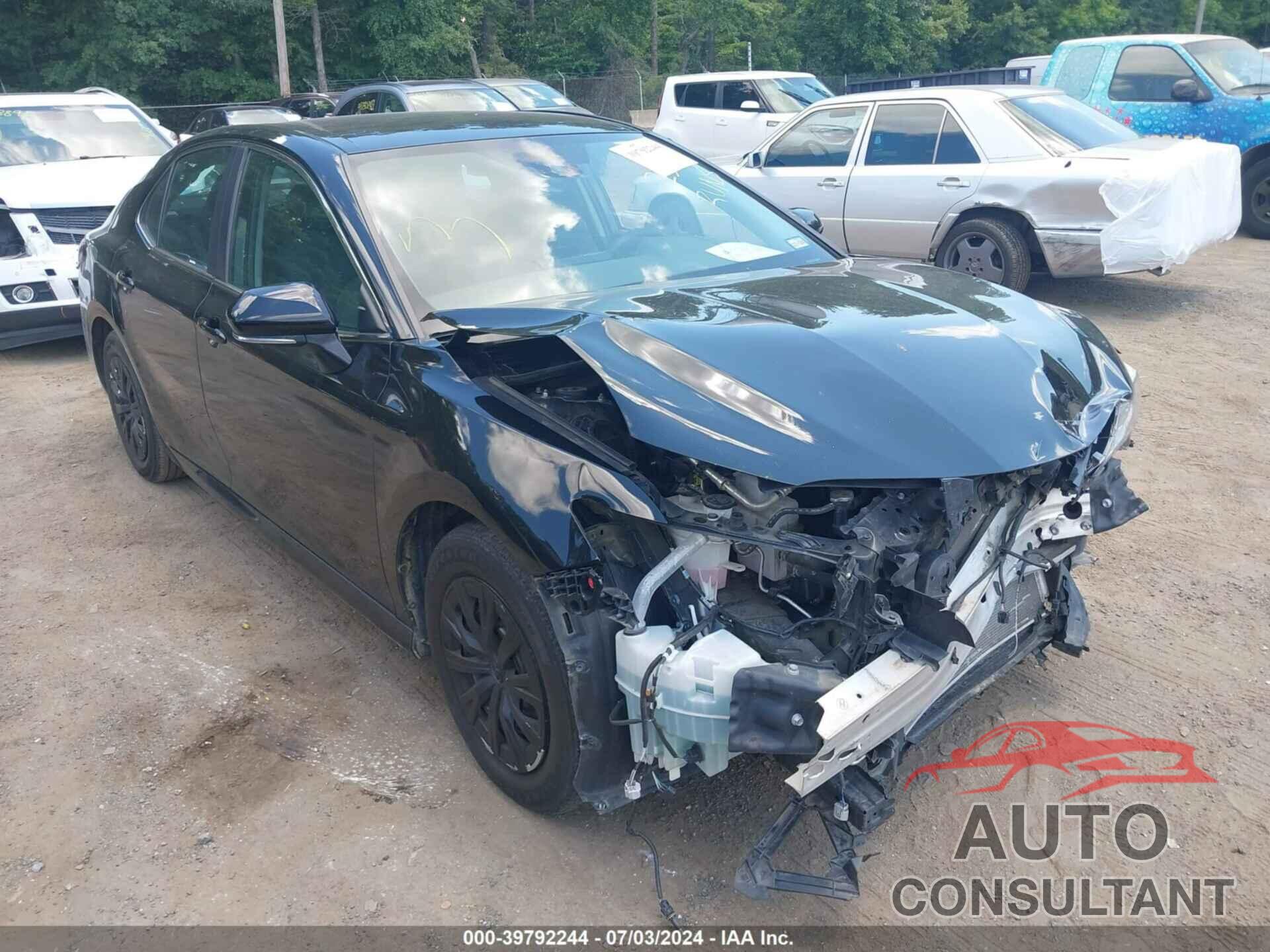TOYOTA CAMRY 2022 - 4T1C31AK7NU582507