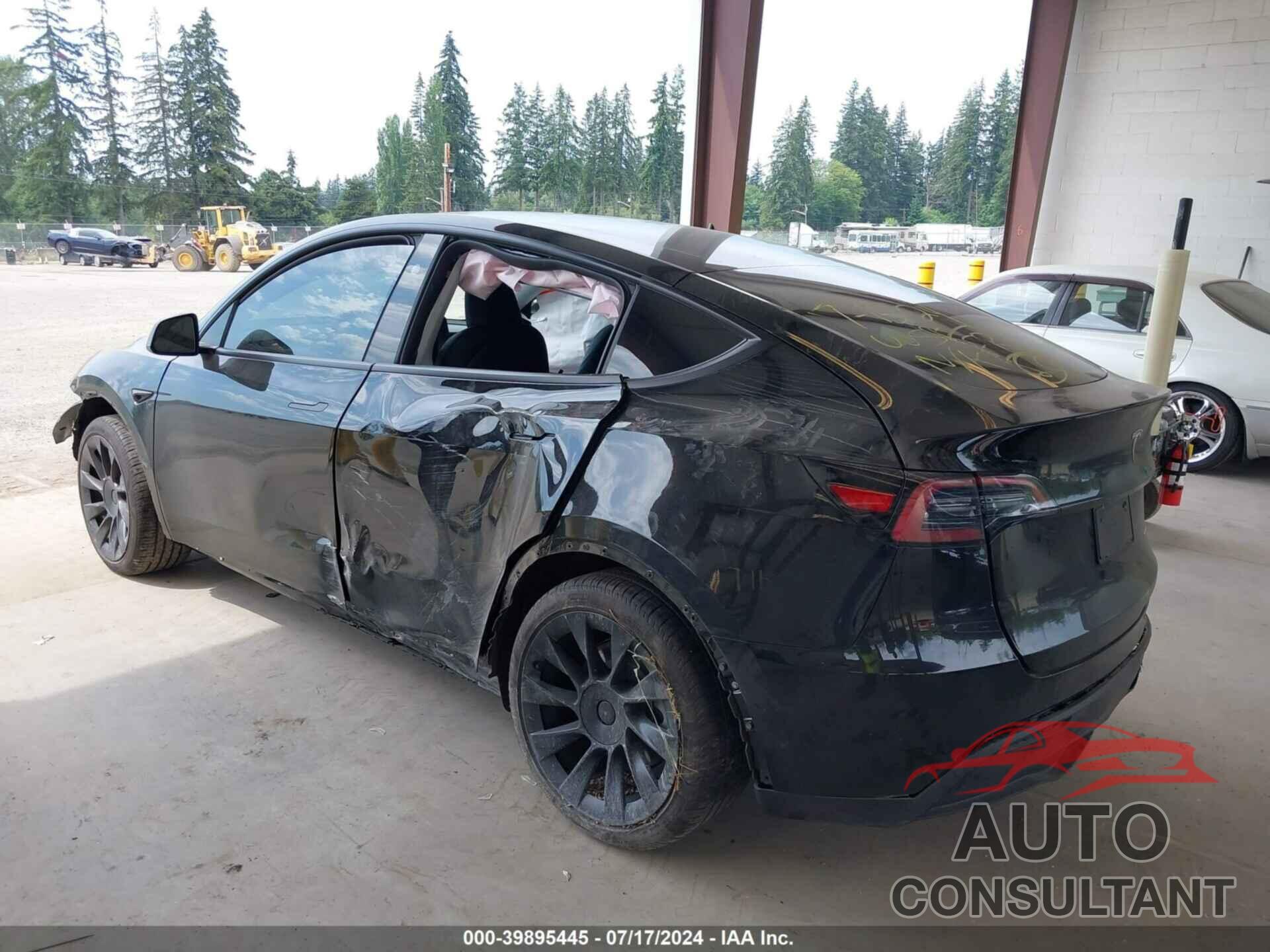 TESLA MODEL Y 2023 - 7SAYGDEE9PF880205